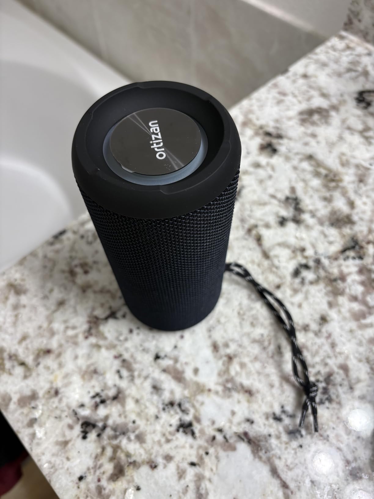 Ortizan Portable Bluetooth Speaker (1st Gen), IPX7 Waterproof, Wireless, Big Sound and Deep Bass, TWS Pairing, 30Hrs of Playtime, for Home/Party/Outdoor/Beach, Birthday Gifts for Men Women - Black customer photo 1