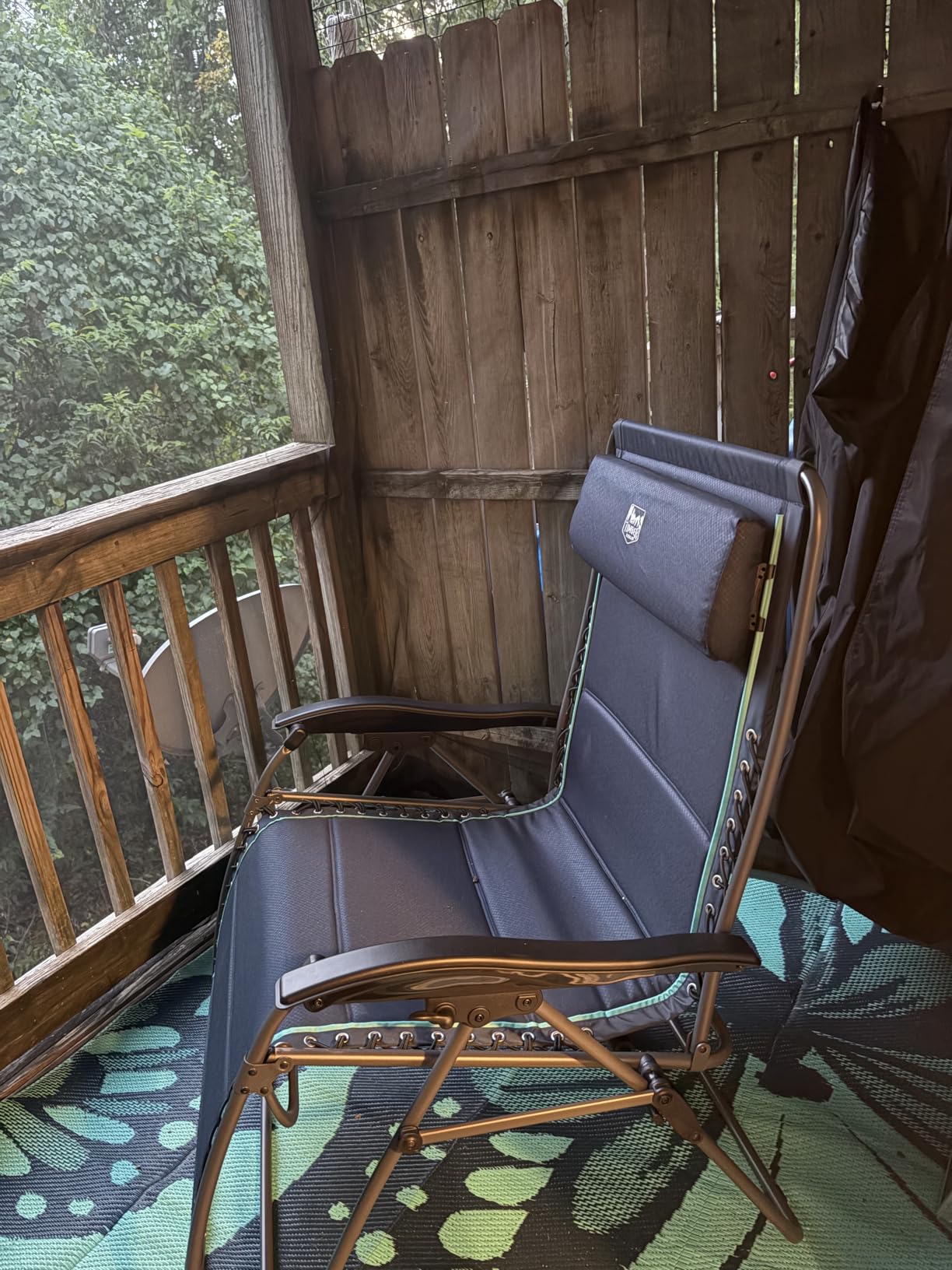 Timber Ridge Oversized Zero Gravity Chair, 33In Wide XXL Zero Gravity Reclining Chair with Side Table, Full Padded Lounge Chair for Outdoor Camping Patio Lawn, Heavy Duty Supports 500lbs, Grey customer photo 2