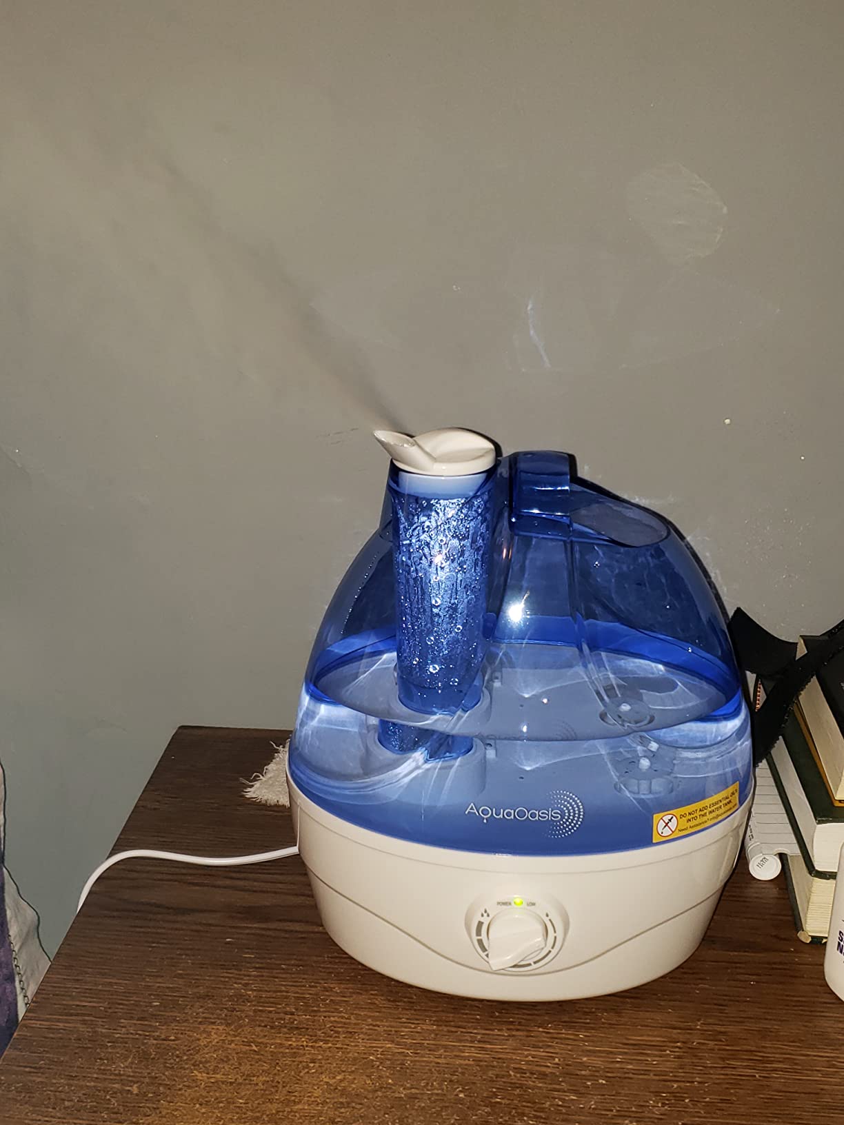 AquaOasis Cool Mist Humidifier (2.2L Water Tank) Quiet Ultrasonic Humidifiers for Bedroom & Large room - Adjustable -360 Rotation Nozzle, Auto-Shut Off, Humidifiers for Babies Nursery & Whole House customer photo 1