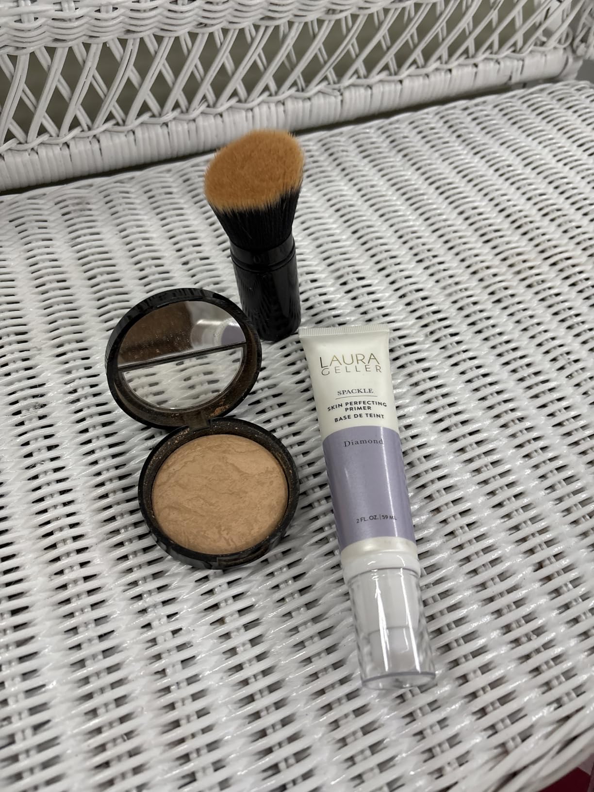 LAURA GELLER NEW YORK Spackle Primer - Champagne Glow - Super-Size 2 Fl Oz - Hyaluronic Acid Makeup Primer for Mature Skin customer photo 2