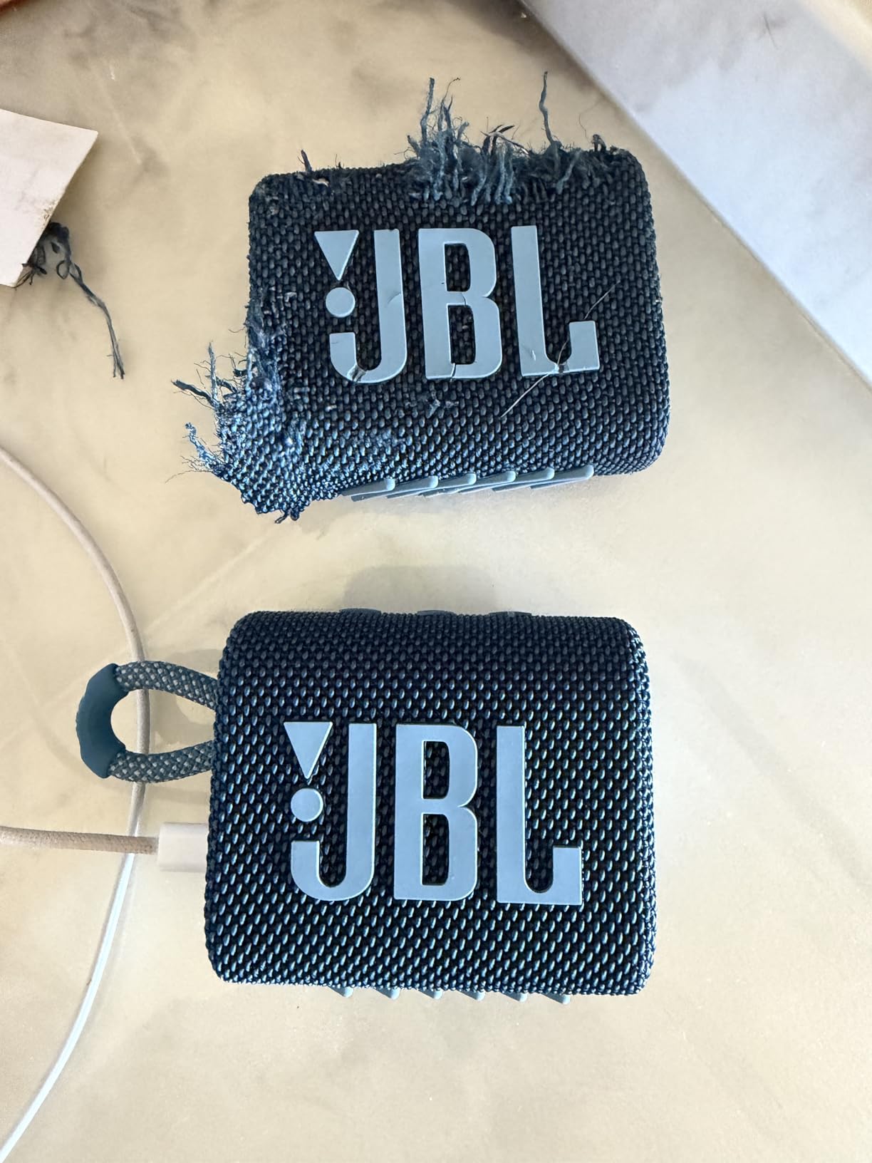 JBL Go 3 - Portable Mini Bluetooth Speaker, Big Audio and Punchy Bass, IP67 Waterproof and Dustproof, 5 Hours of Playtime customer photo 1