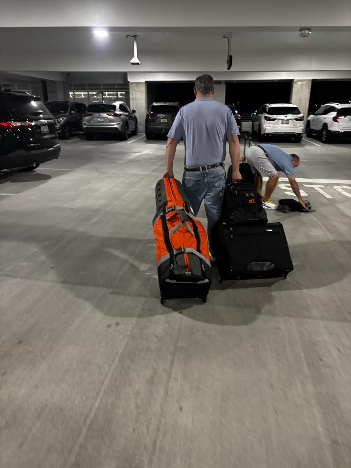 Sun Mountain ClubGlider Meridian Golf Travel Bag, 4-Wheel Rolling Retractable-Leg System, Effortless Travel customer photo 2