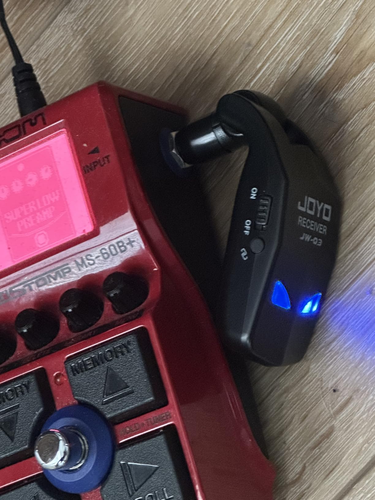 JOYO 2.4GHz Wireless Guitar System 4 Channels Rechargeable Audio Wireless Transmitter Receiver for Guitar Bass Electric Instruments (JW-03) customer photo 1