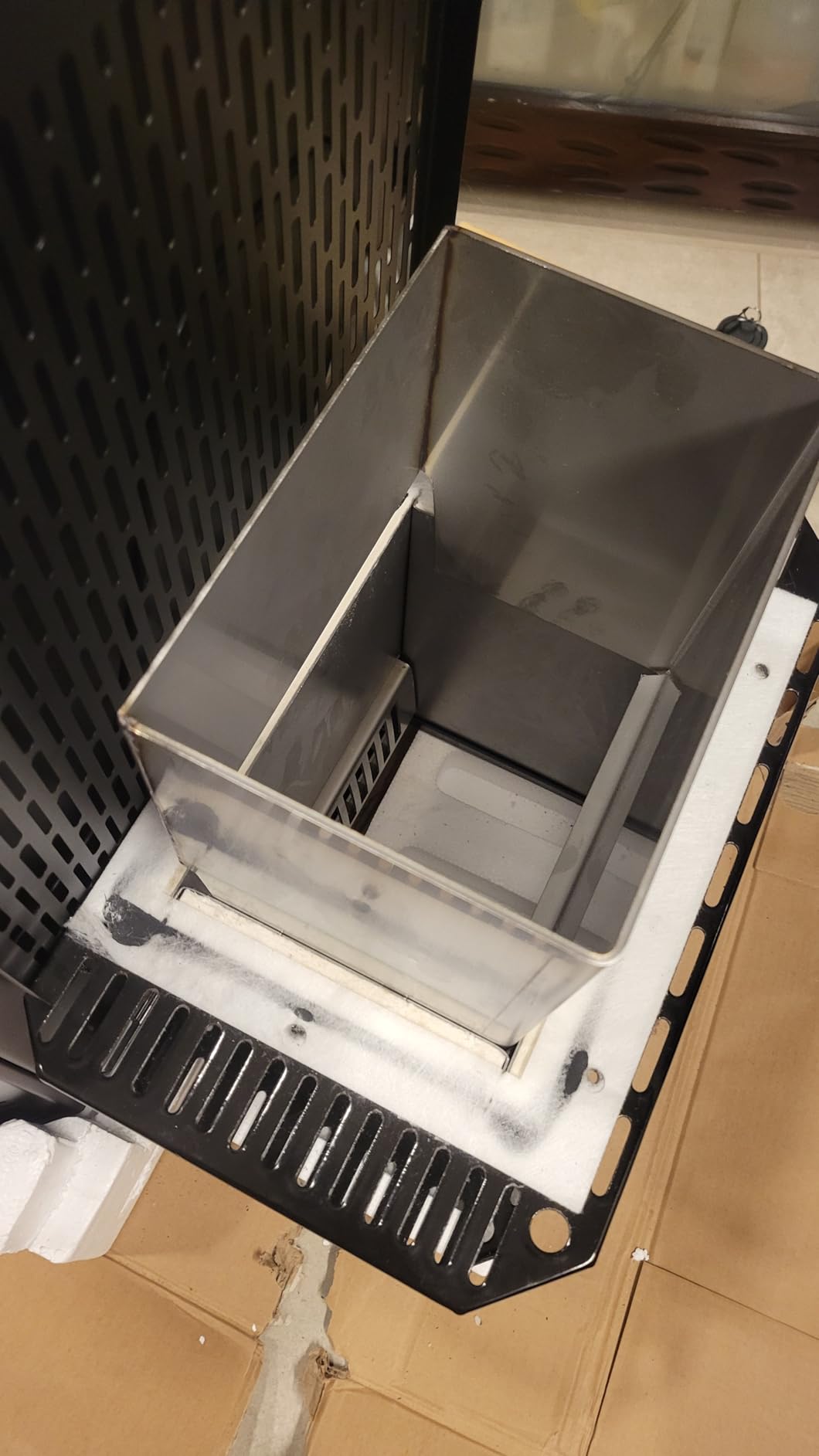 Masterbuilt Gravity Series 800 Smoker Grill - Charcoal Grill plus Griddle Insert, Digital Control, App Connectivity, 800 Cooking Square Inches, Black, Model MB20040221 customer photo 2