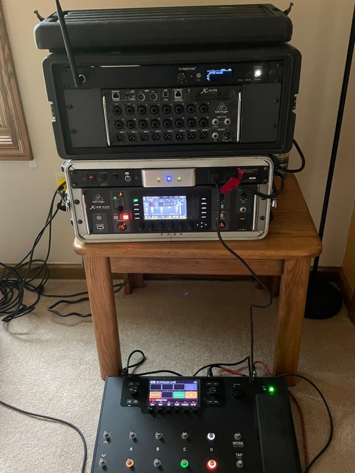 Phenyx Pro UHF Mono Wireless in-Ear Monitor System, Metal Wireless IEM System, Bodypack Receiver, 50 Adjustable Frequencies, Separate Outputs, 164ft Operation, Suitable for Band and Studio (PTM-11) customer photo 1