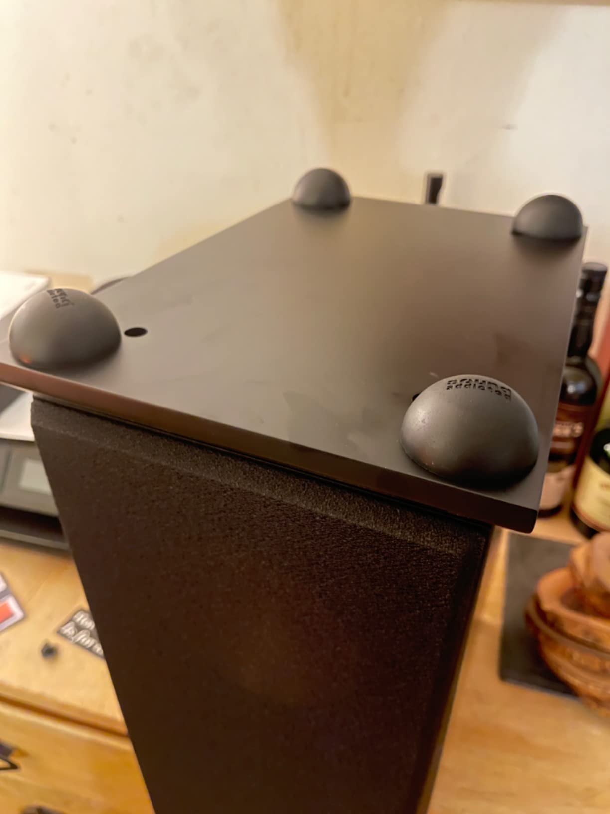 Sound Addicted Subble 1.8'' (8 Pack) Isolation Feet Suitable for 6'' - 8'' inch Speakers, The Hemisphere Bumper with Adhesive Will Prevent Vibrations and Improve The Sound of Your Monitors | Subble customer photo 1