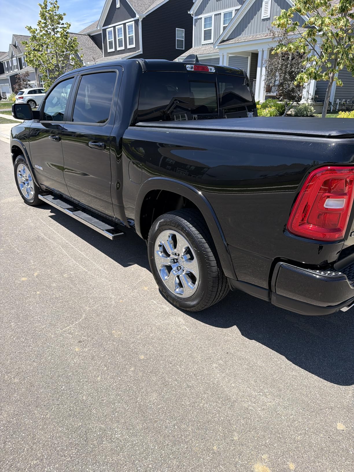 COMNOVA 6 Inches Running Boards Compatible with 2009-2018 Dodge Ram 1500 Crew Cab (Including 2019-2024 Classic), 2010-2026 Ram 2500 3500, Carbon Steel Side Steps customer photo 2
