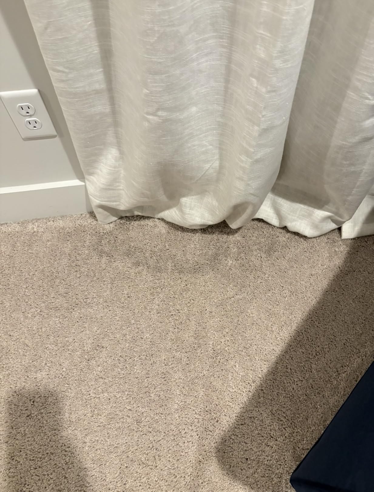 Hoover CleanSlate Plus Portable Carpet + Upholstery Spot Cleaner Machine, Powerful Suction with Versatile Tools, Pet Stain Remover, Car and Auto Detailer customer photo 1