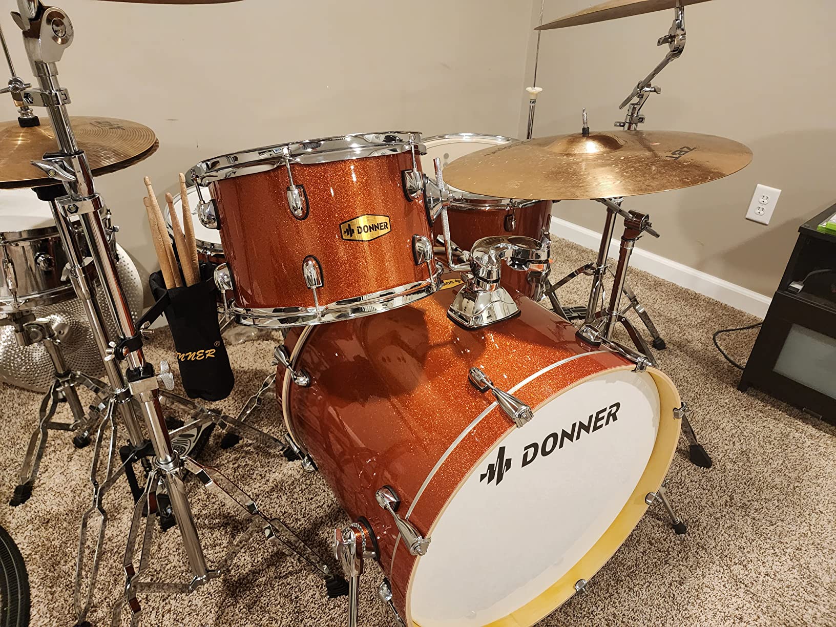 Donner Drum Set Adult with Practice Mute Pad, 5-Piece 22 inch Full Size Acoustic Drum Kit, Black- DDS-520 customer photo 1