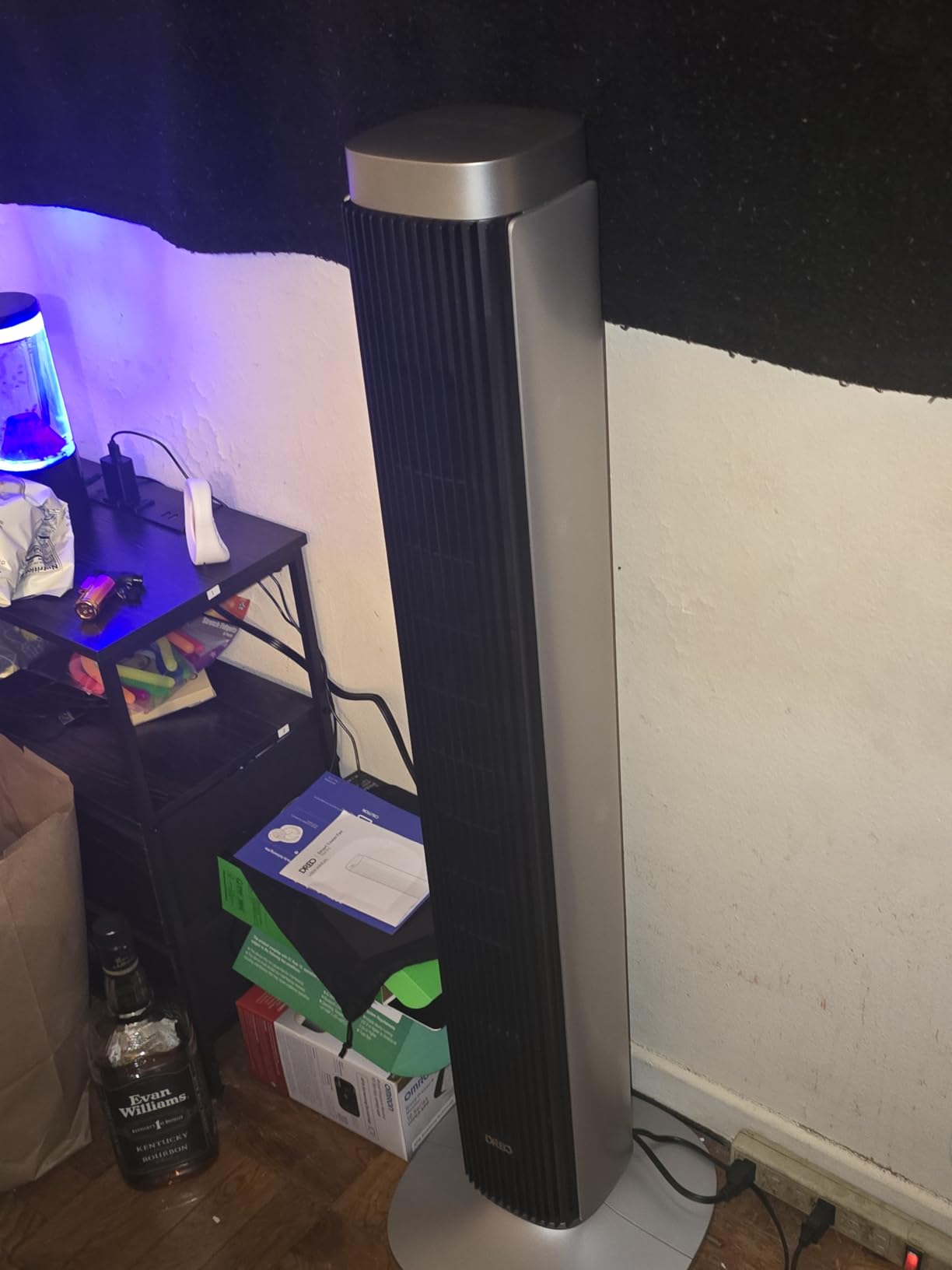 DREO Tower Fan for Bedroom, Standing Oscillating Fan with 40ft Far Airflow, 20dB Quiet, 12 Speeds, 28ft/s Velocity, Smart Control, DC Motor, 42 inch, 90 degree Oscillation, 4 Modes, 12H Timer, Pilot Pro S customer photo 2