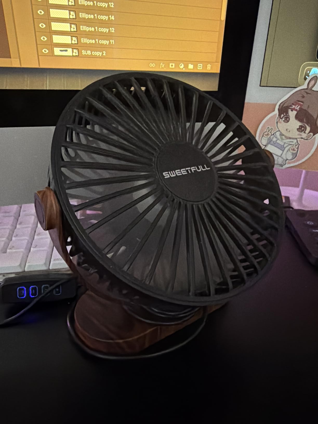 SWEETFULL 6.5 Inch USB Small Desk Fan, 3 Speeds Quiet Portable Desktop Table Fan, 360° Adjustment Personal Mini Fan for Home Office Car Outdoor Travel (Black wood grain) customer photo 1