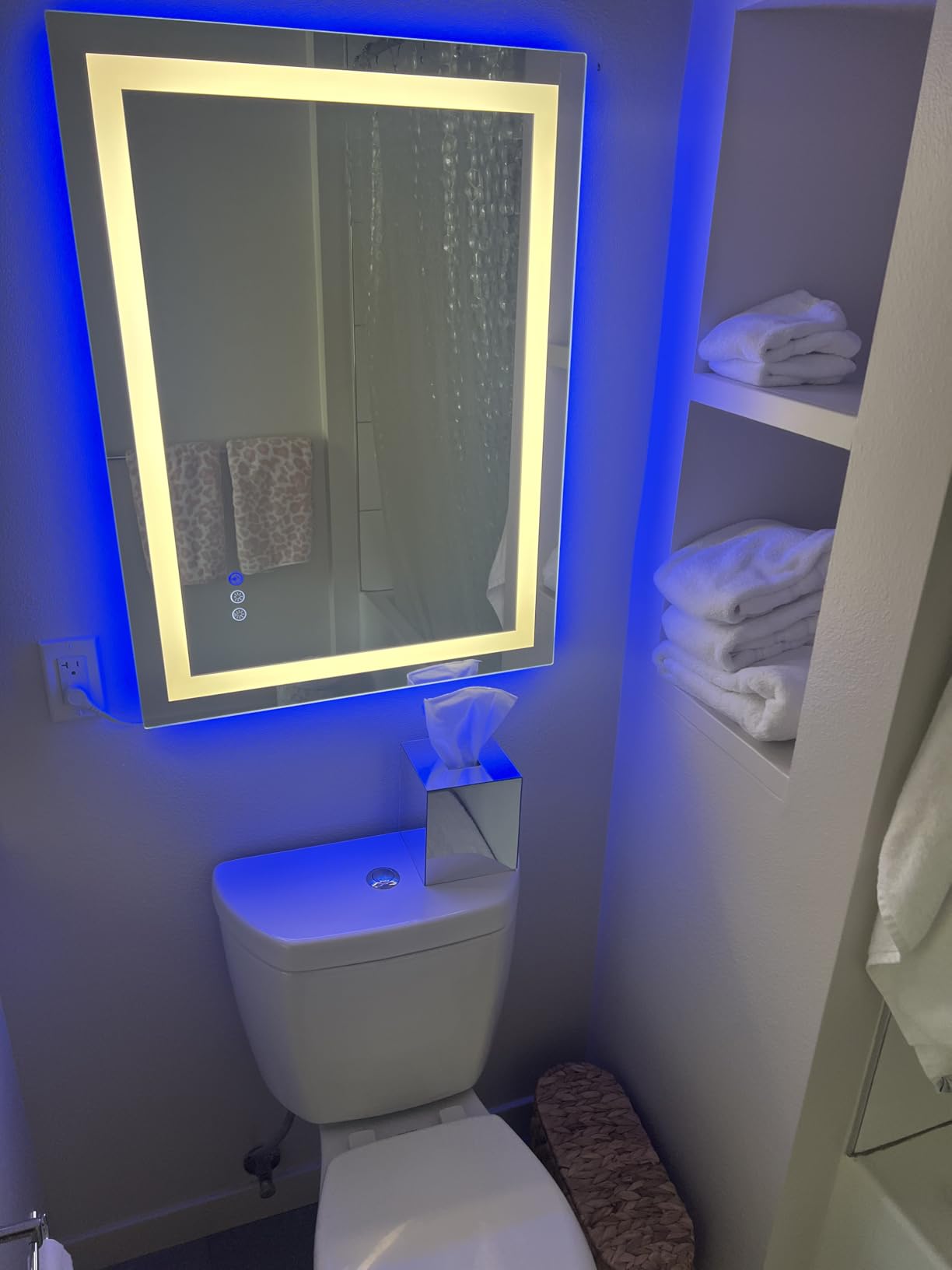 LOAAO 24X32 LED Bathroom Mirror with Lights, Anti-Fog, Dimmable, Backlit + Front Lit, Lighted Bathroom Vanity Mirror for Wall, Memory Function, Tempered Glass, Shatter-Proof, ETL Listed customer photo 2