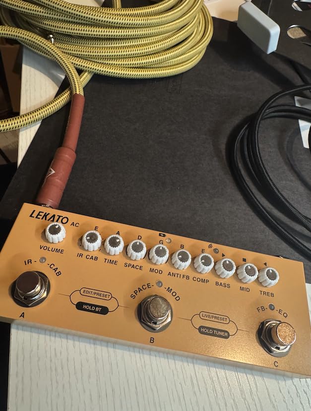 LEKATO Multi Effects Guitar Pedal, with IR Loading 9 AMP Models, Delay Reverb Distortion Overdrive Pedal, Rechargable Electric Guitar Effects Multi Pedal Support Recording, Bluetooth 5.0 customer photo 2