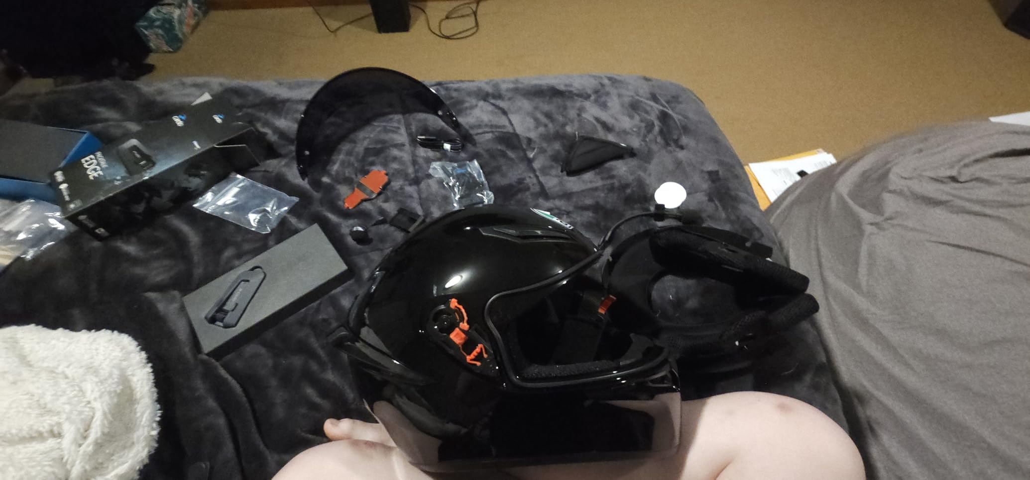 Cardo PACKTALK Edge Motorcycle Bluetooth Communication System Headset Intercom - Single Pack customer photo 2