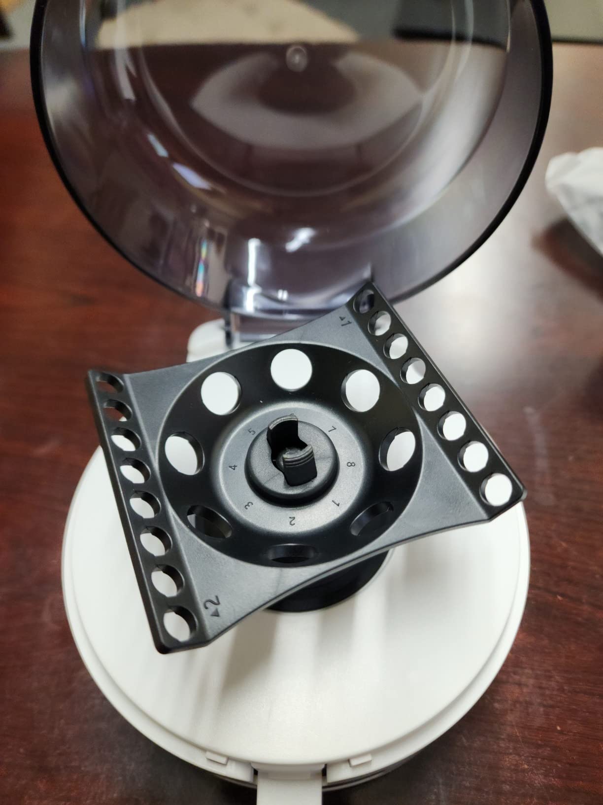 LAB FISH Mini Centrifuge Machine 4000 RPM, 980 xg RCF, Lab Benchtop Microcentrifuge W/ 2-in1 Rotor for 0.2/1.5/2ml Capacity Scientific Test Tubes customer photo 2