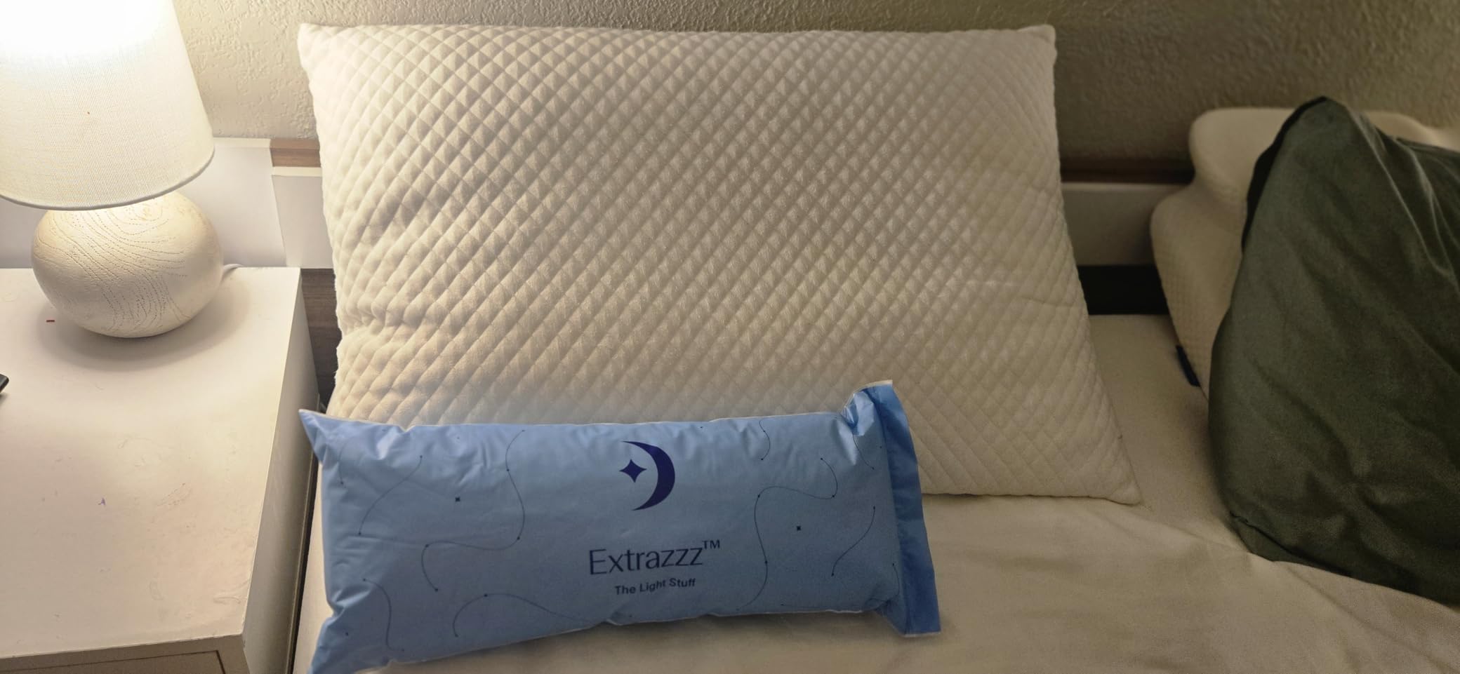 DreamyBlue Signature Pillow w/Adjustable Loft, Shredded Memory Foam Fill, Neutral Alignment for Side, Back, and Stomach Sleepers, Washable Bamboo Rayon Cover, CertiPUR-US Certified Foam (Queen) customer photo 2