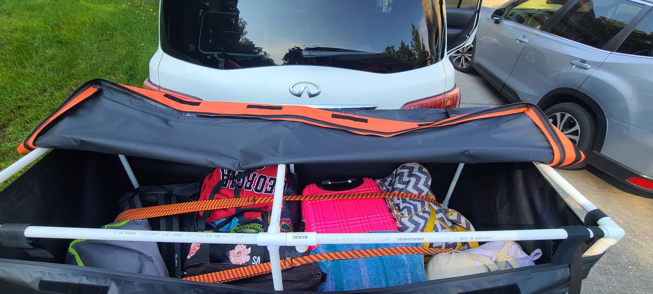 MeeFar Rooftop Cargo Carrier Car Roof Bag 21 Cubic Feet 100% Waterproof Car Top Carrier, Fits All Vehicle with/Without Rack, Include Anti-Slip Mat, 10 Reinforced Straps, 6 Door Hooks, Luggage Lock customer photo 2