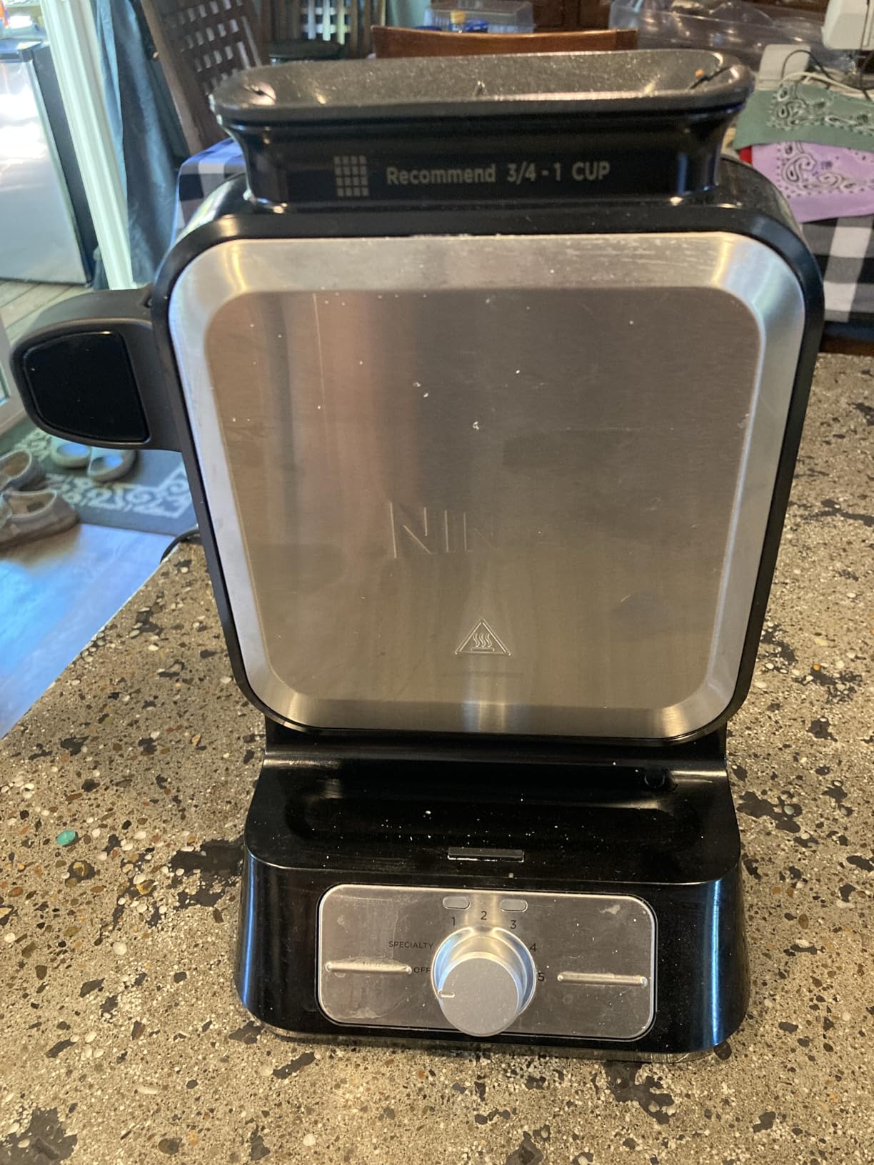 Ninja Belgian Waffle Maker Pro | Vertical Design | 5 Shade Settings with Precision-Pour Cup & Chef-curated Recipe Guide | BW1001 customer photo 2