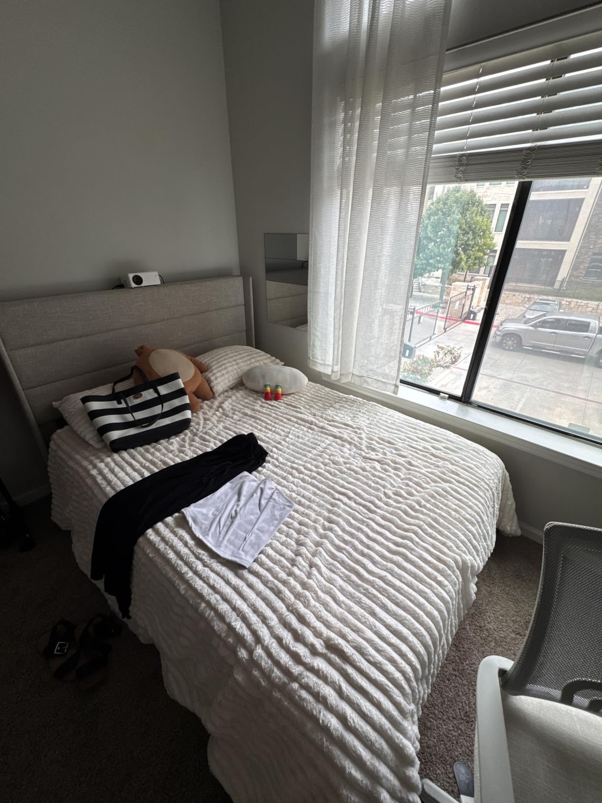 BEDELITE Fleece Queen Comforter Set - Super Soft & Warm Fluffy Cream White Bedding, Luxury Fuzzy Heavy Bed Set for All Season with 2 Pillow Cases customer photo 1