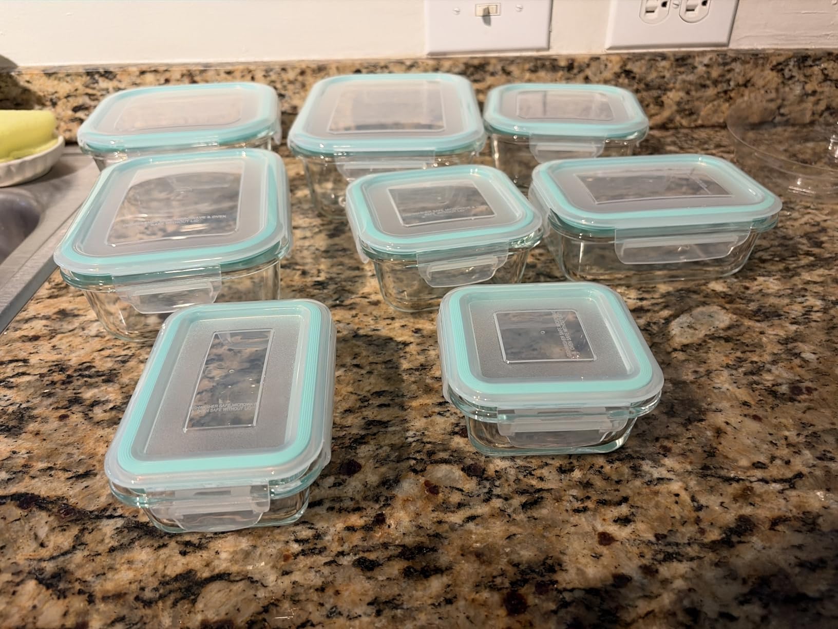 Vtopmart 8 Pack Glass Food Storage Containers with Airtight Lids, Glass Meal Prep Containers, Lunch Office Meal for Microwave, Oven, Freezer and Dishwasher, BPA Free customer photo 1