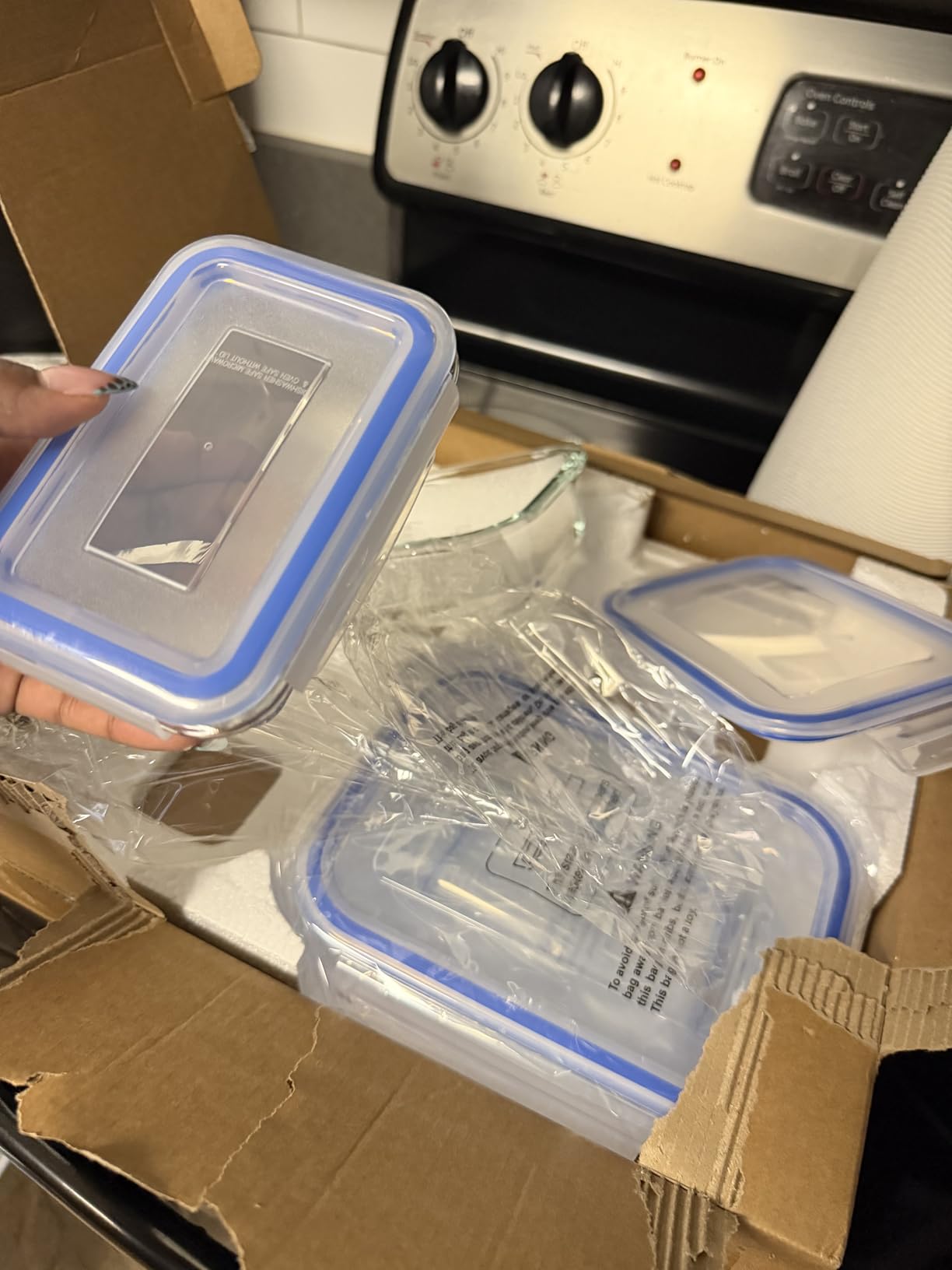 Vtopmart 8 Pack Glass Food Storage Containers with Airtight Lids, Glass Meal Prep Containers, Lunch Office Meal for Microwave, Oven, Freezer and Dishwasher, BPA Free customer photo 2