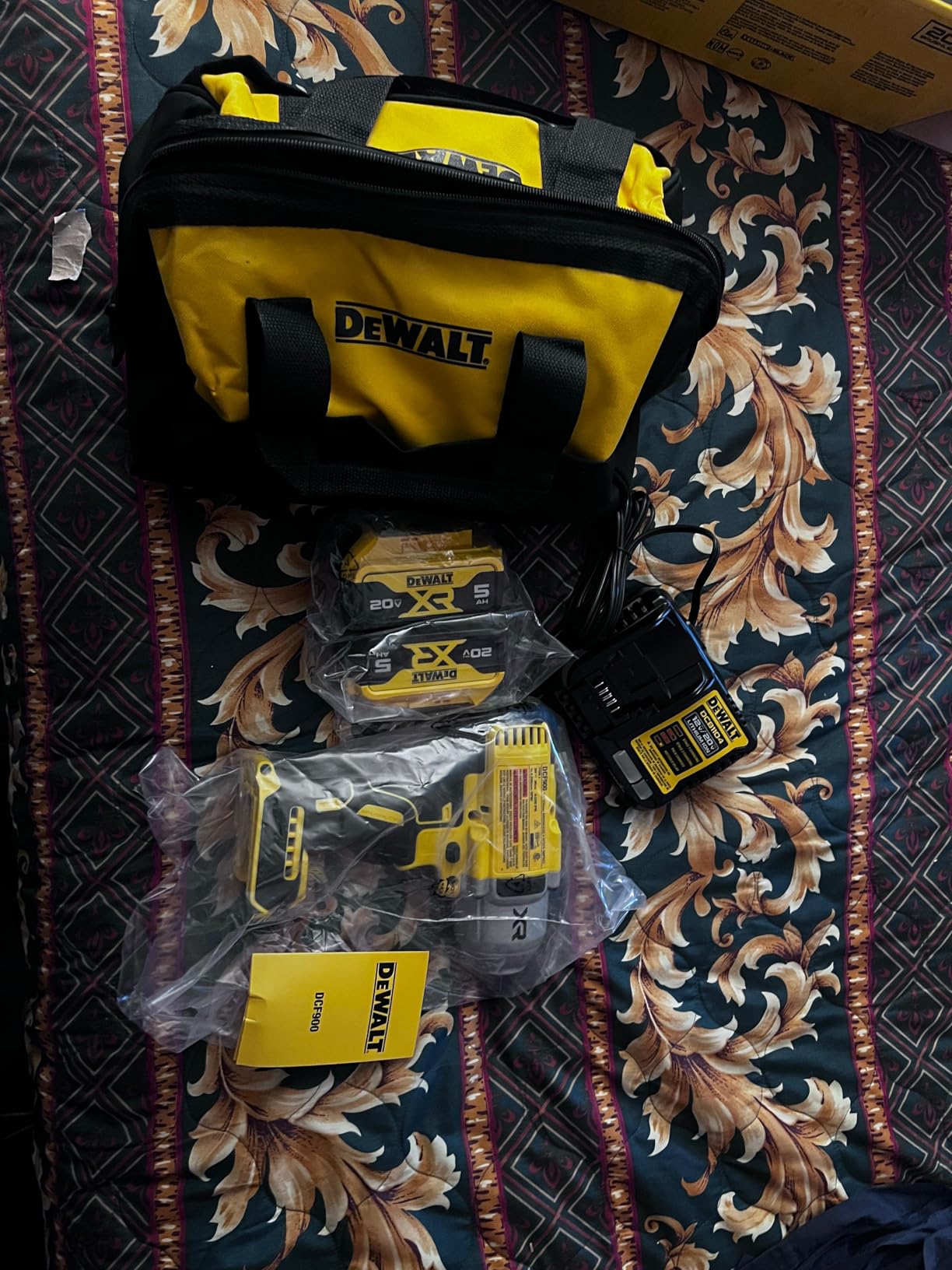 DEWALT 20V MAX XR 1/2 in. High Torque Impact Wrench with Hog Ring Anvil Kit (DCF900P2) customer photo 1