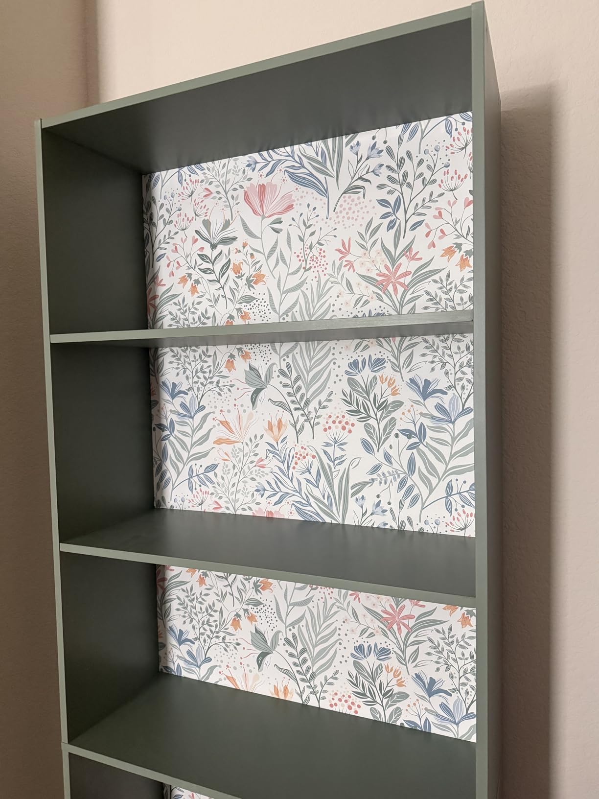 FOTOSOK 6-Tier Open Bookcase and Bookshelf, Freestanding Display Storage Shelves Tall Bookcase for Bedroom, Living Room and Office, White customer photo 1