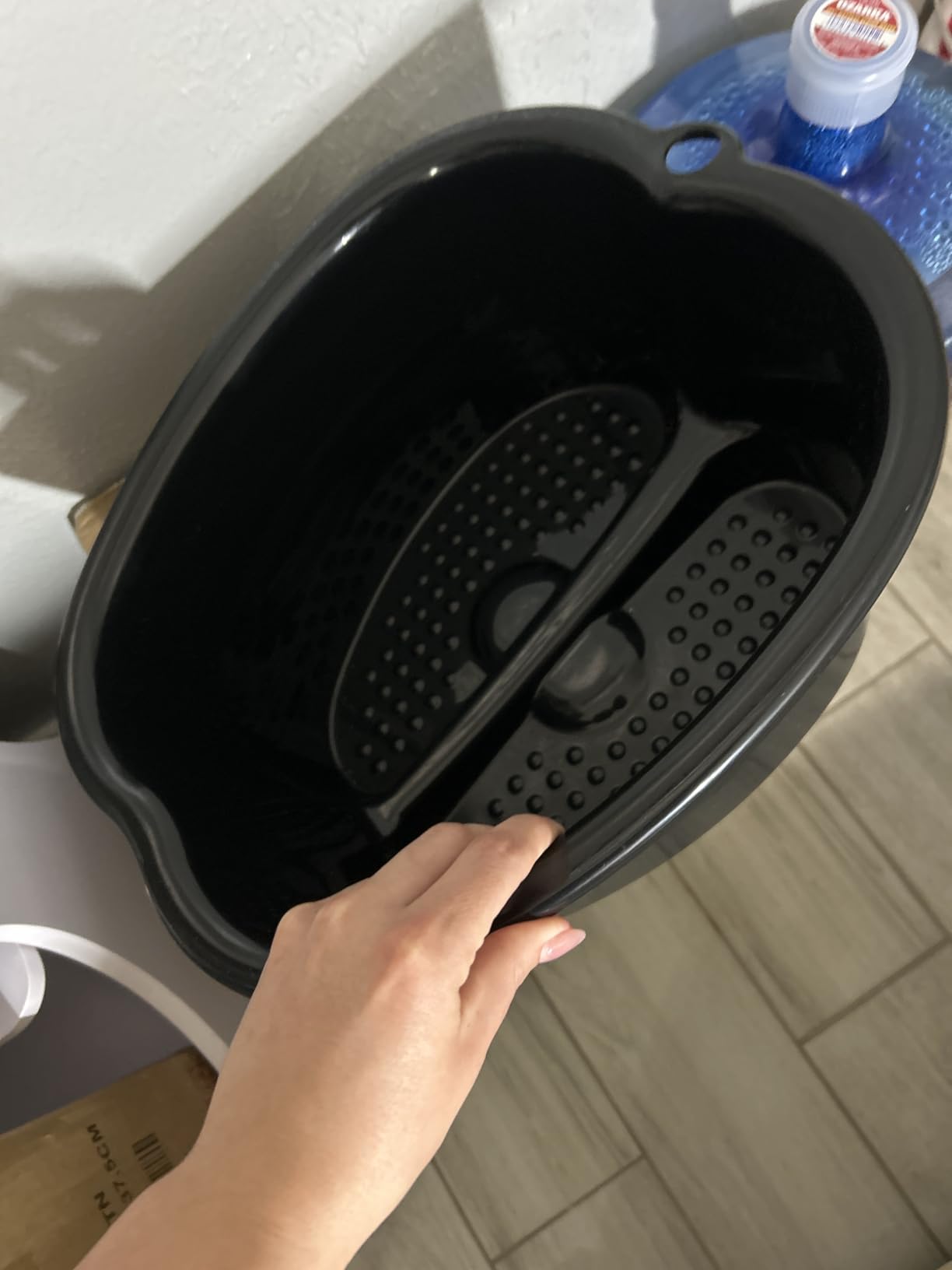 American Wellness Authority AWA Extra Large foot bath basin - Sturdy plastic soak tub For Soaking feet and Pedicure At Home Spa Kit Women Men (Grey Basin), 1.0 Count customer photo 1
