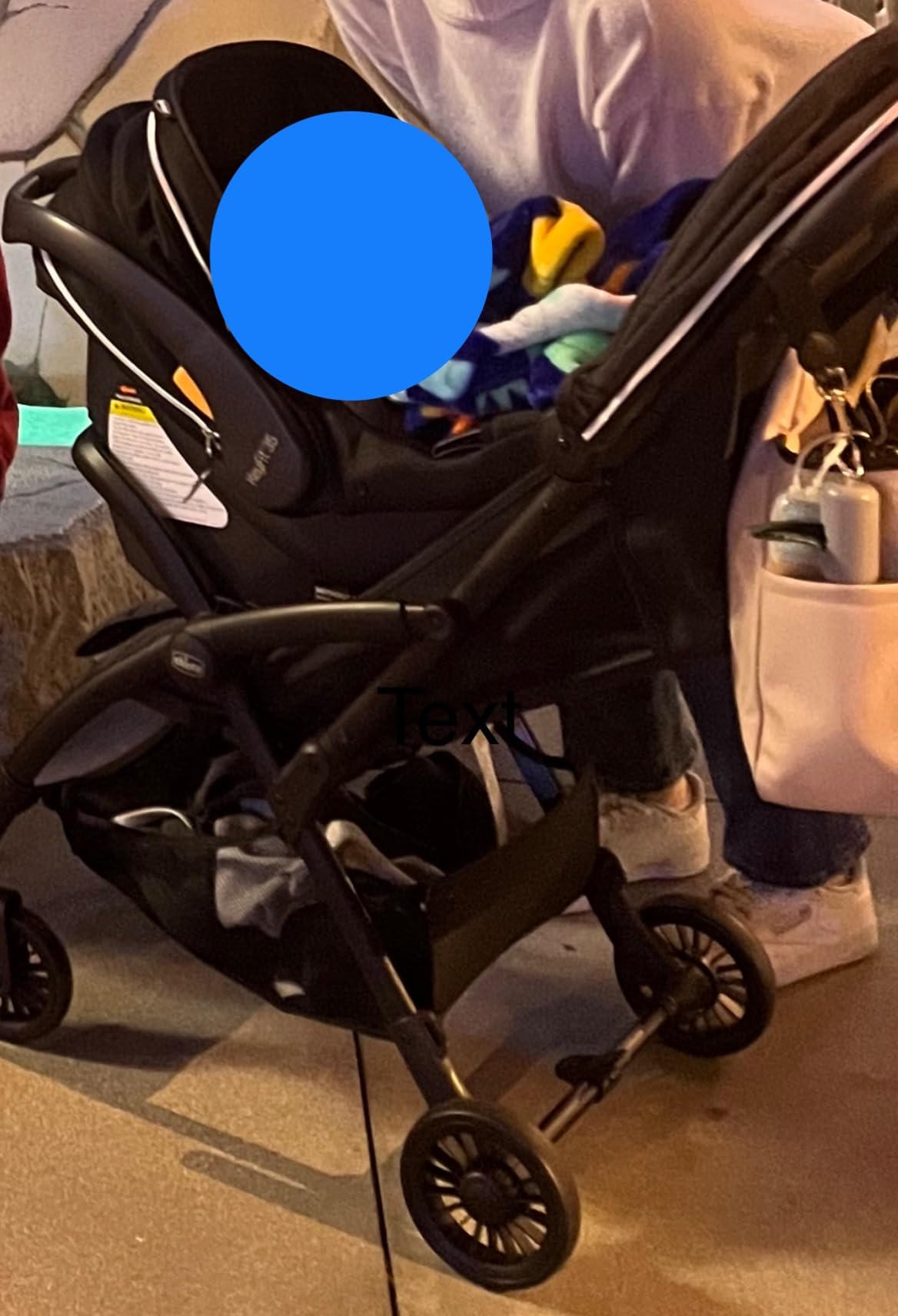 Chicco Presto Self-Folding, Compact Stroller with Canopy, Lightweight Aluminum Frame Umbrella Stroller, Graphite/Grey customer photo 1