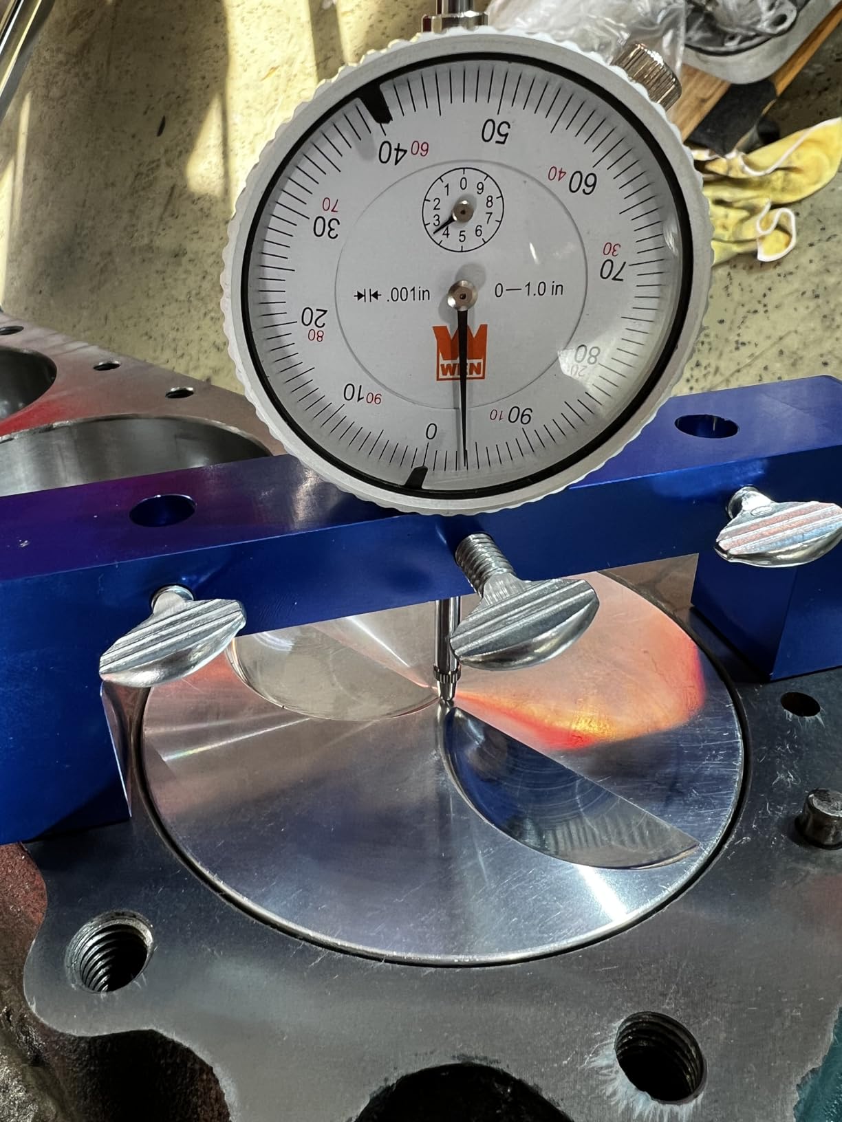 WEN 10703 1 in. Precision Dial Indicator with .001 in. Resolution customer photo 1