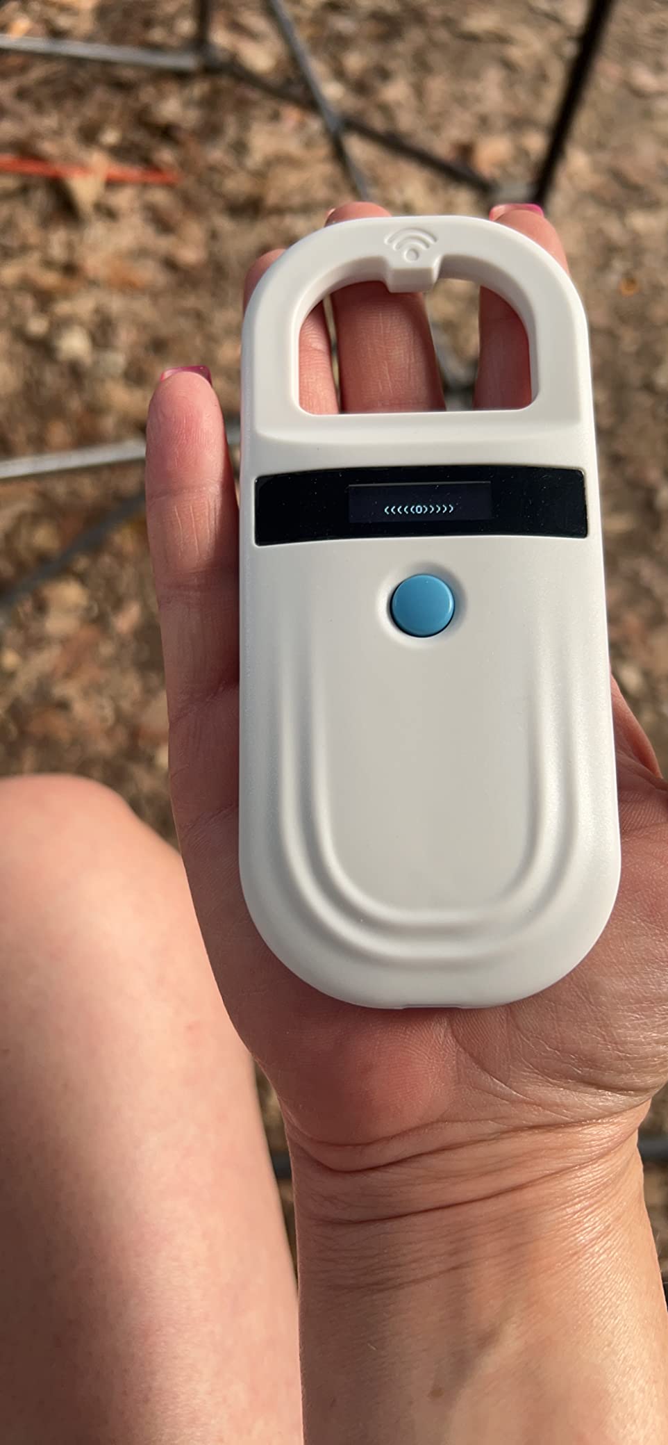 Watris Veiyi Dog Microchip Reader, Pet Microchip Scanner with OLED Display Screen, Pet Chip ID Scanner Supports FDX-B (ISO11784/11785) and EMID Microchips, for Animal Management customer photo 1