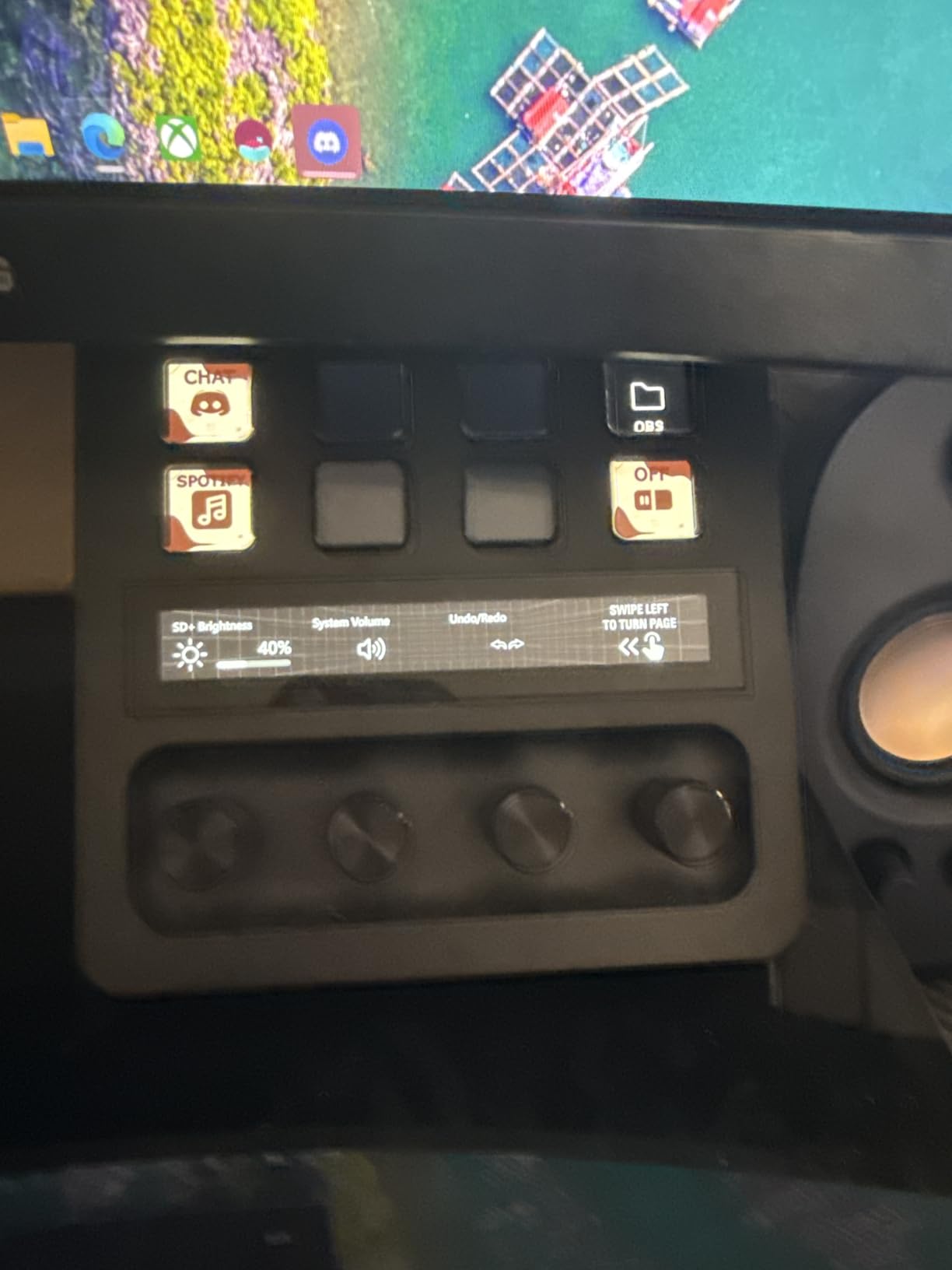 Elgato Stream Deck +, Audio Mixer, Production Console and Studio Controller for Content Creators, Streaming, Gaming customer photo 1