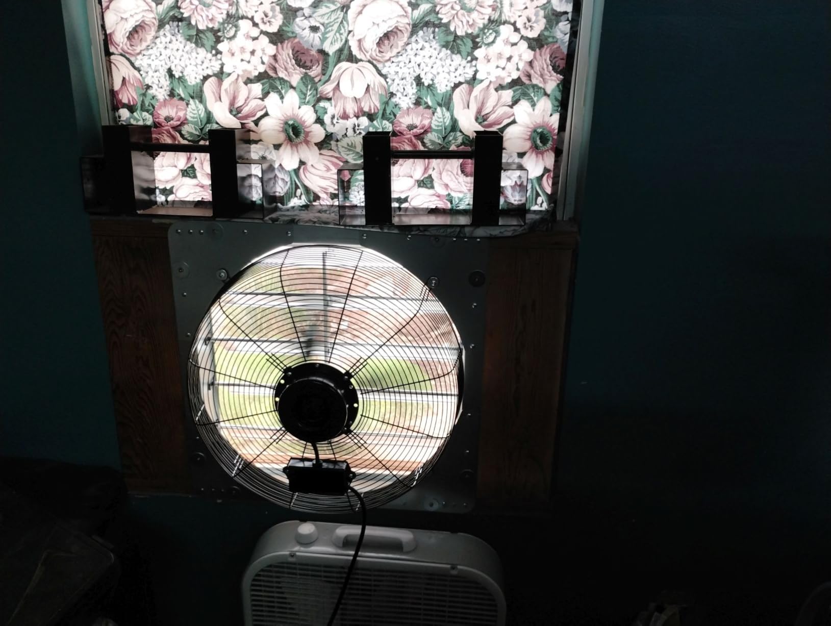 KEN BROWN 20 Inch Shutter Exhaust Fan With 1.65 Meters Power Cord Wall Mounted, High Speed 3500CFM, Vent Fan For Garages And Shops, Greenhouse, Attic Ventilation customer photo 2
