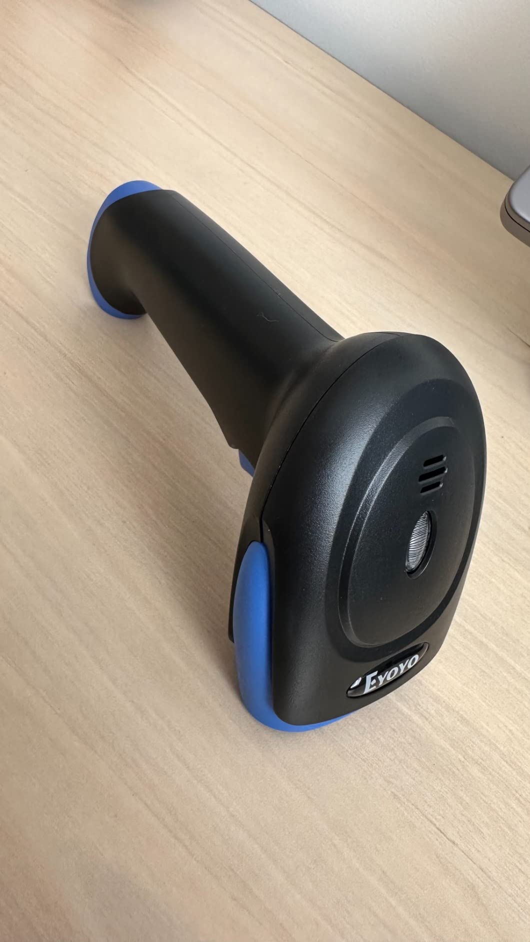 Eyoyo 1D 2D Barcode Scanner Wireless, Bluetooth 2500mAh Handheld Cordless USB Wired QR Bar Code Reader for Library, Warehouse Inventory Compatible with iPad, Android Phone, iPhone, Laptop customer photo 1
