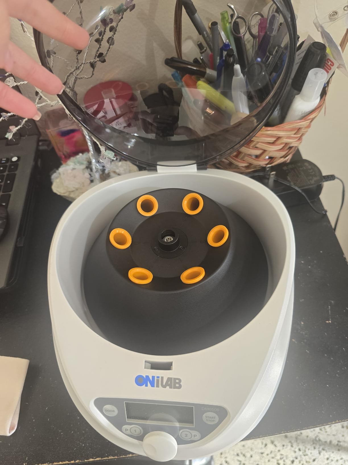 ONiLAB Professional PRP Centrifuge Machine 15mLx8, 10mL/7mL/1.5-5mlx 12, Lab Benchtop Centrifuge, 3 Preloaded Programs for Fast Operation, Store 9 Programs, 30sec-99min, 300-4500rpm (Max. 2490xg) customer photo 2