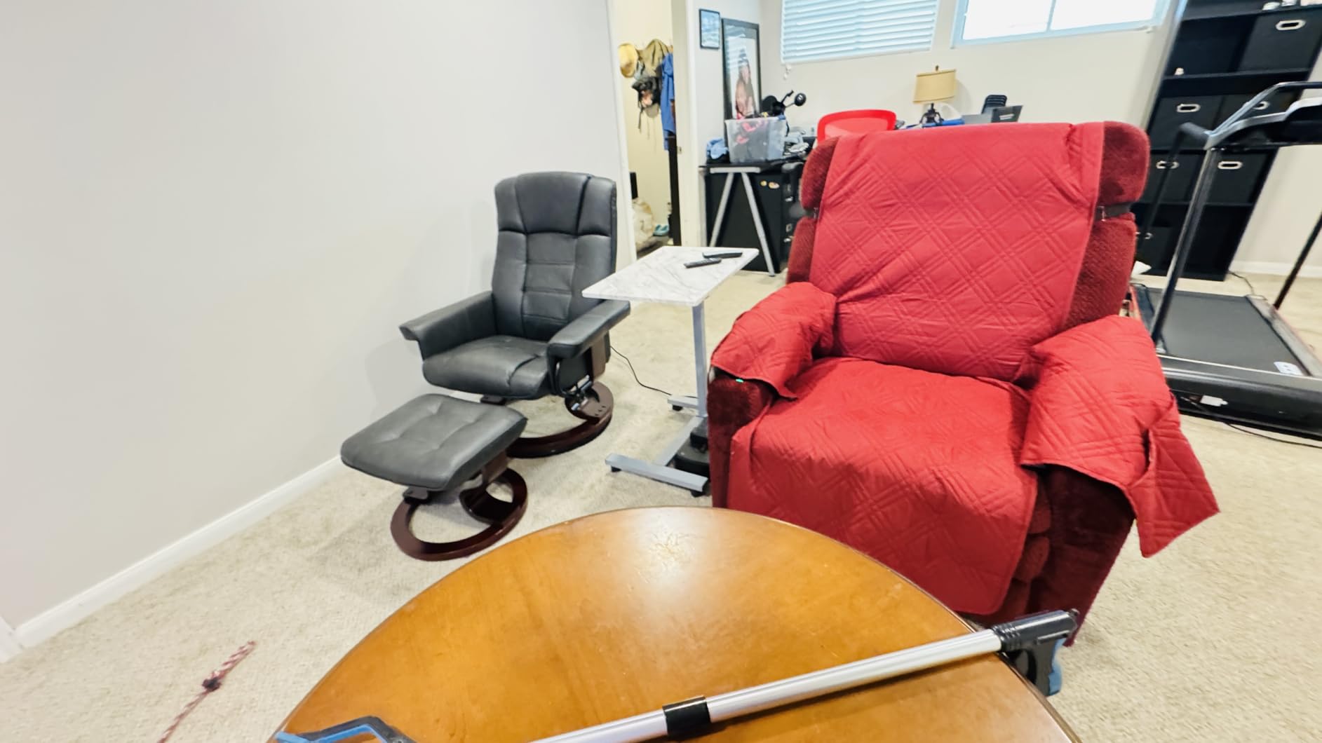 MCombo Dual Motor Power Lift Recliner Chair with Massage and Heat for Elderly People, Infinite Position, USB Ports, Cup Holders, Fabric 7890 (Medium, Mocha) customer photo 1