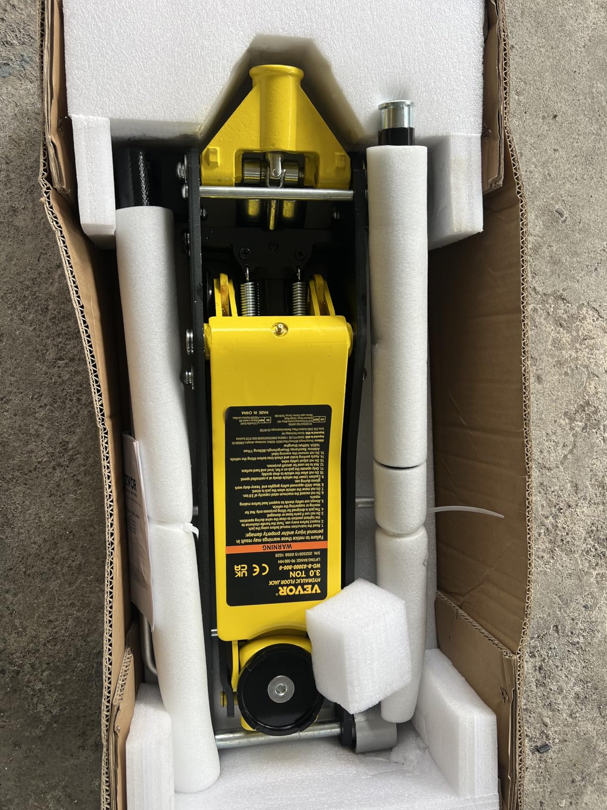 VEVOR 3 Ton Low Profile Aluminum and Steel Racing Floor Jack with Dual Pistons Quick Lift Pump for SUV customer photo 2