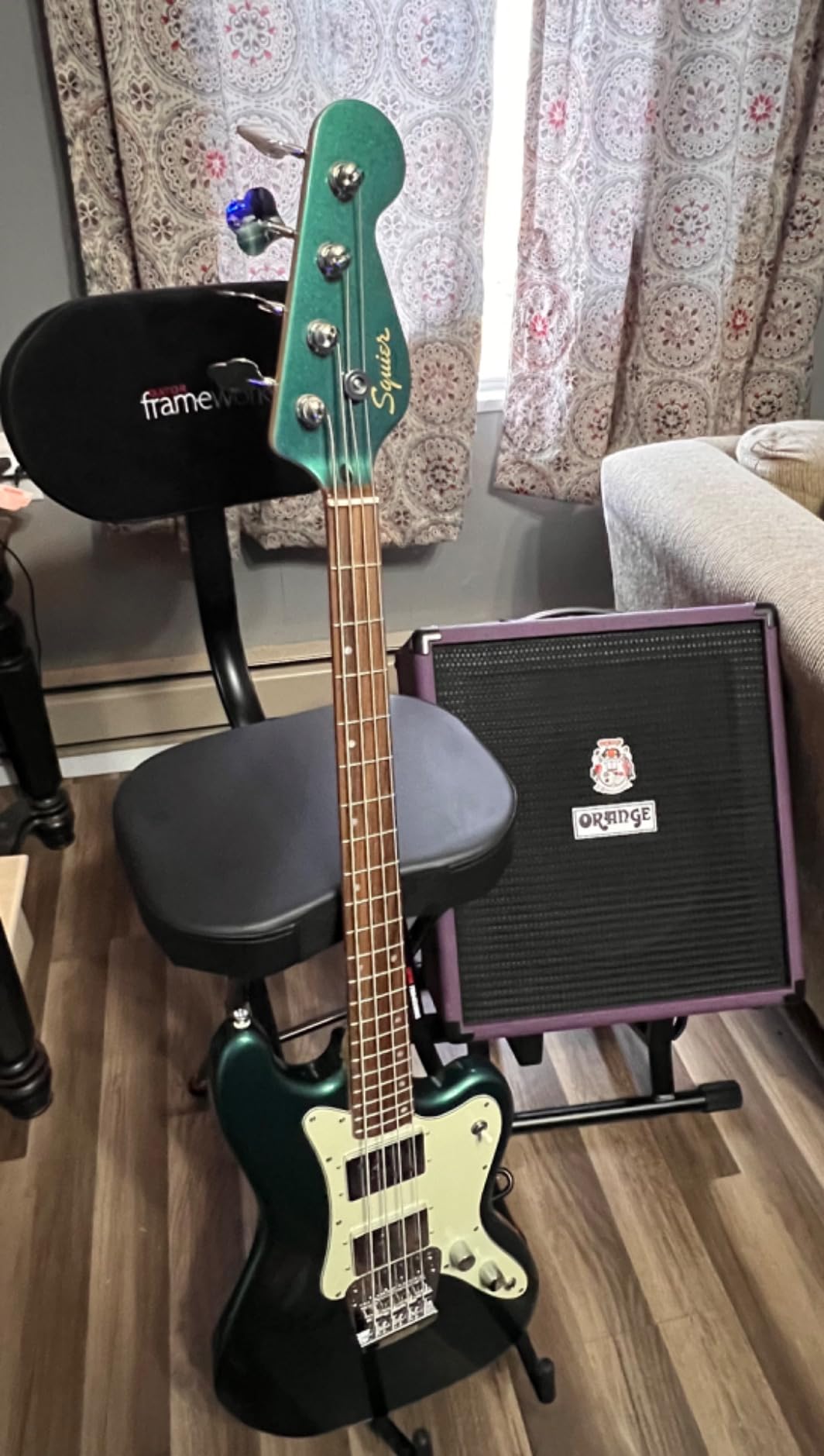 Squier Paranormal Rascal Bass HH, Laurel Fingerboard, Sherwood Green customer photo 2