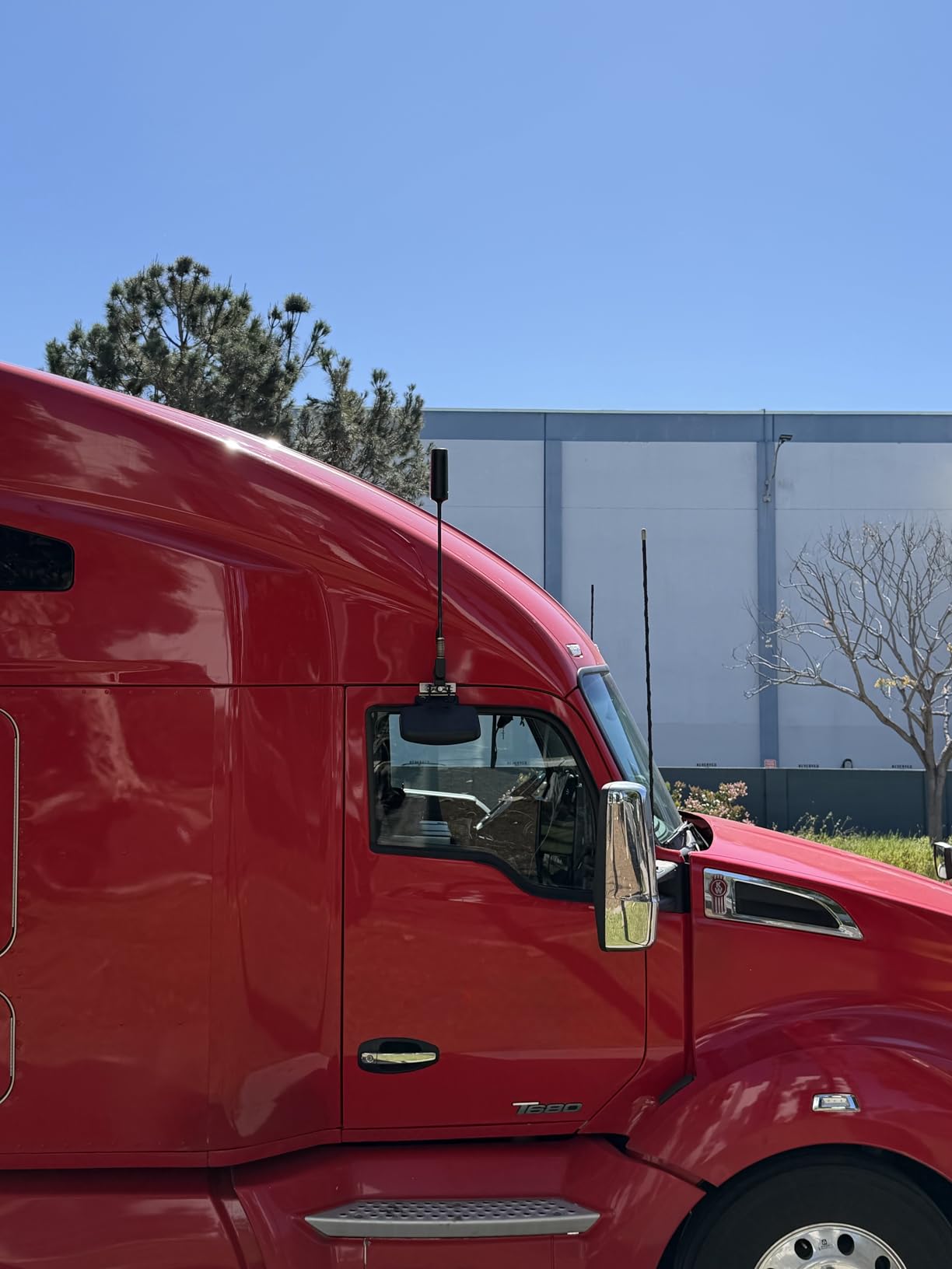 HiBoost Cell Phone Signal Booster for Trucks and SUVs | Boosts 5G & 4G LTE for All Carriers - Verizon, AT&T, T-Mobile & More | Weatherproof Antenna | Ultra-Stable Booster | FCC Approved customer photo 2