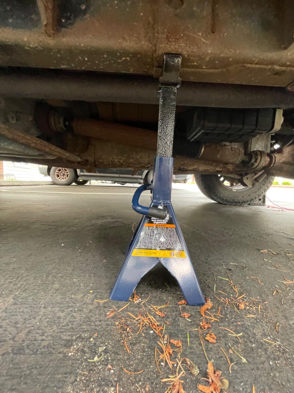 Big RED AT43202UR Torin Steel Heavy Duty Tall High-Lifting Jack Stands: 6,000 lbs (3 Ton) Capacity, Blue, 1 Pair customer photo 1