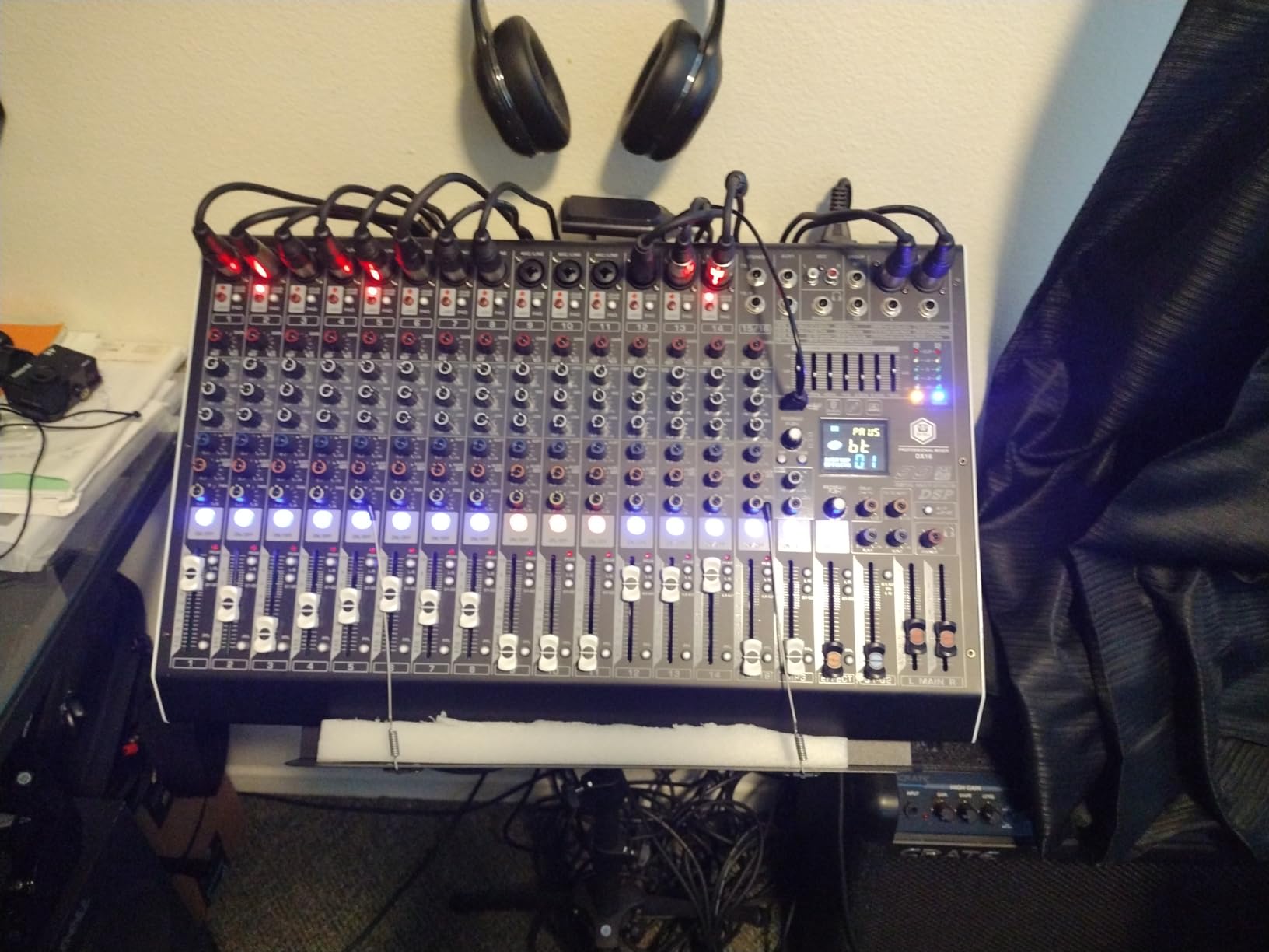W IN-MIX DX16 Professional 16-Channel DJ Mixer with 99 DSP Effects, 7-Band EQ, 48V Phantom Power, Bluetooth and USB Recording for Live Performance, Studio, Podcast and Streaming customer photo 1