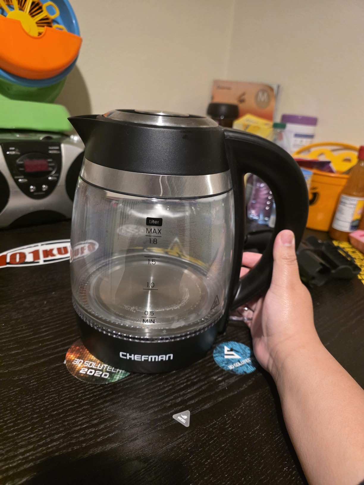 Chefman Electric Kettle, 1.8L 1500W, Hot Water Boiler, Removable Lid for Easy Cleaning, Auto Shut Off, Boil-Dry Protection, Stainless Steel Filter, BPA Free, Borosilicate Glass Electric Tea Kettle customer photo 1
