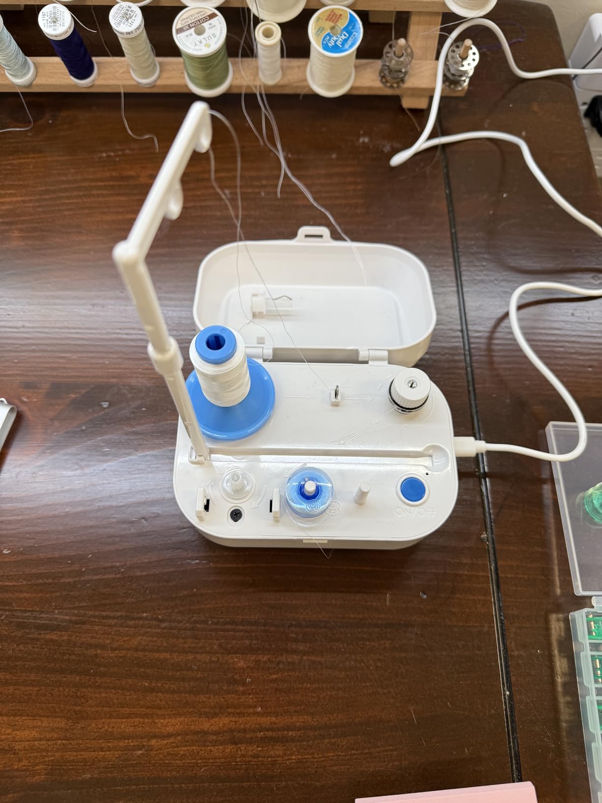 HimaPro Compact Electrical Bobbin Winder - Portable Automatic Bobbin Winder with USB-C Port and Cables - Compatible with All Major Bobbin Types Including Style A, M, L, Husqvarna, Class 15, 15J, 66 customer photo 1