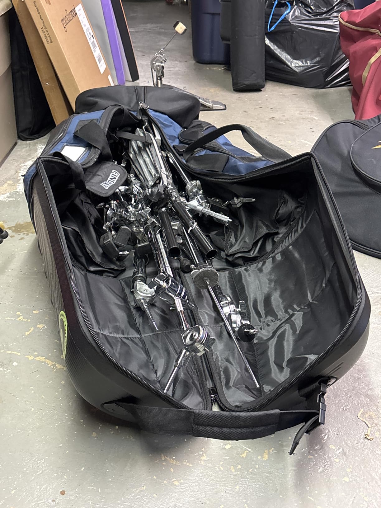 findway Golf Travel Bags for Airlines with Wheels and ABS Hard Case Top, Protect Your Clubs, Waterproof 1680D Oxford Fabric and Oversize Tank Wheels, Lightweight and Easy to Maneuver customer photo 1
