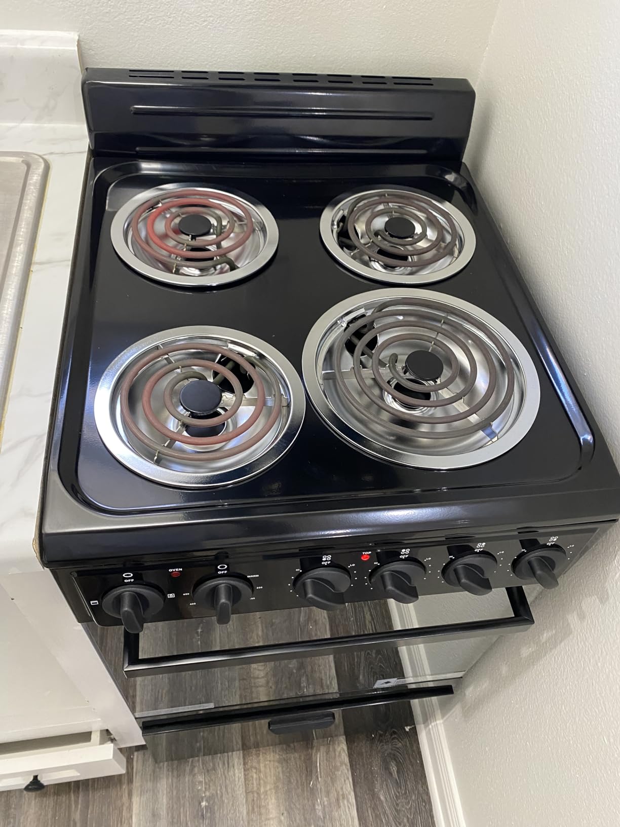 Premium Levella PRE2026GS 20 in Freestanding Smooth Top Electric Range with 4 Burners and 2.1 Cu. Ft. Single Oven Capacity with Lower Storage Drawer - Stainless customer photo 1