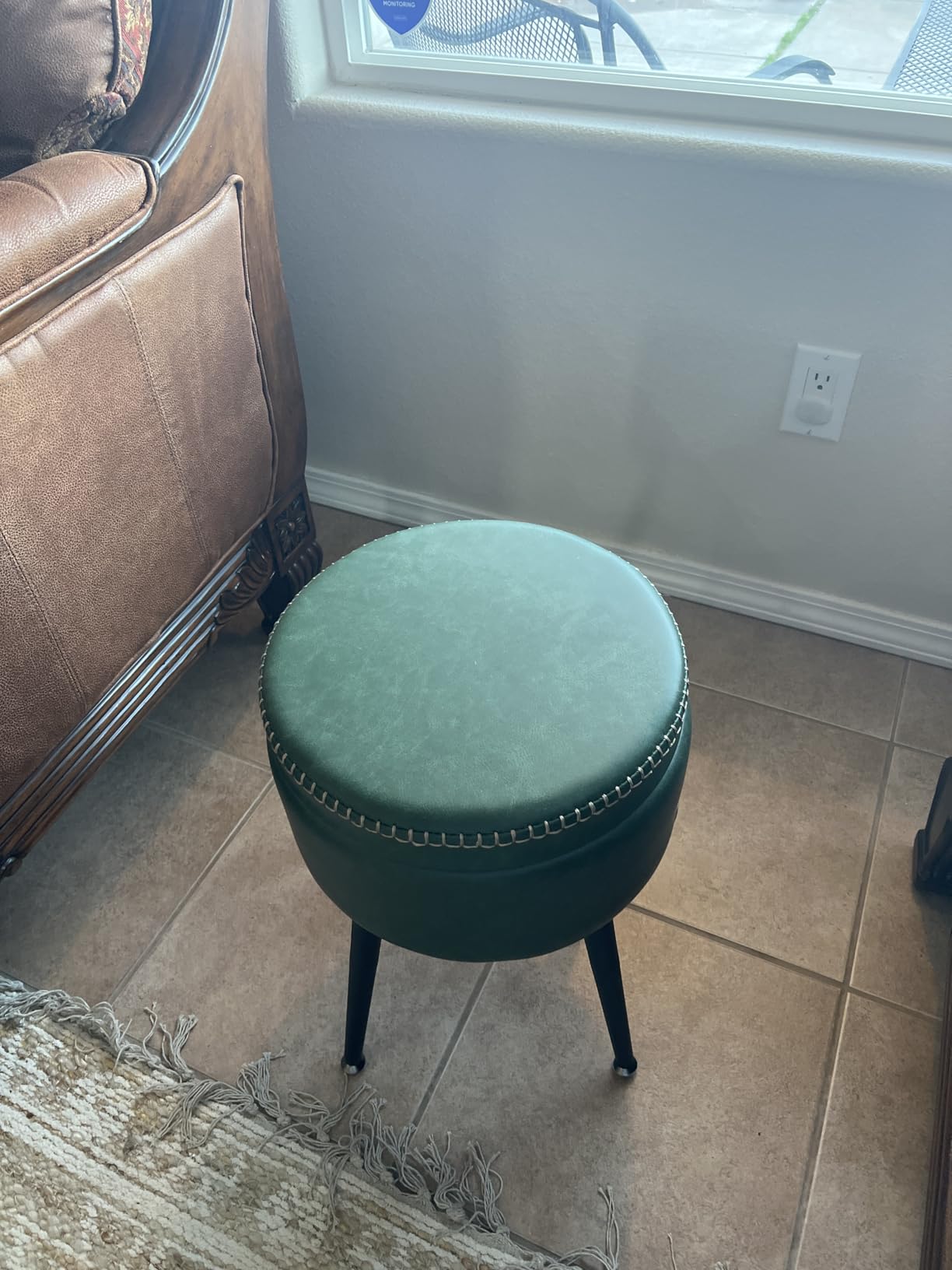 VASAGLE EKHO Collection - Storage Ottoman, Vanity Chair Stool, Synthetic Leather with Stitching, Mid-Century Modern, Round Storage Seat with Steel Legs, Loads 330 lb, Caramel Brown ULOM005K01 customer photo 1