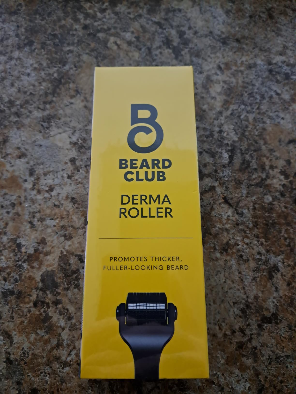 The Beard Club Premium Derma Roller for Face, Body and Scalp - Microneedling Roller for Men and Women with 540 Titanium Microneedles - for Hair & Beard - Weighted Metal Handle - Magnetic Storage Case customer photo 1