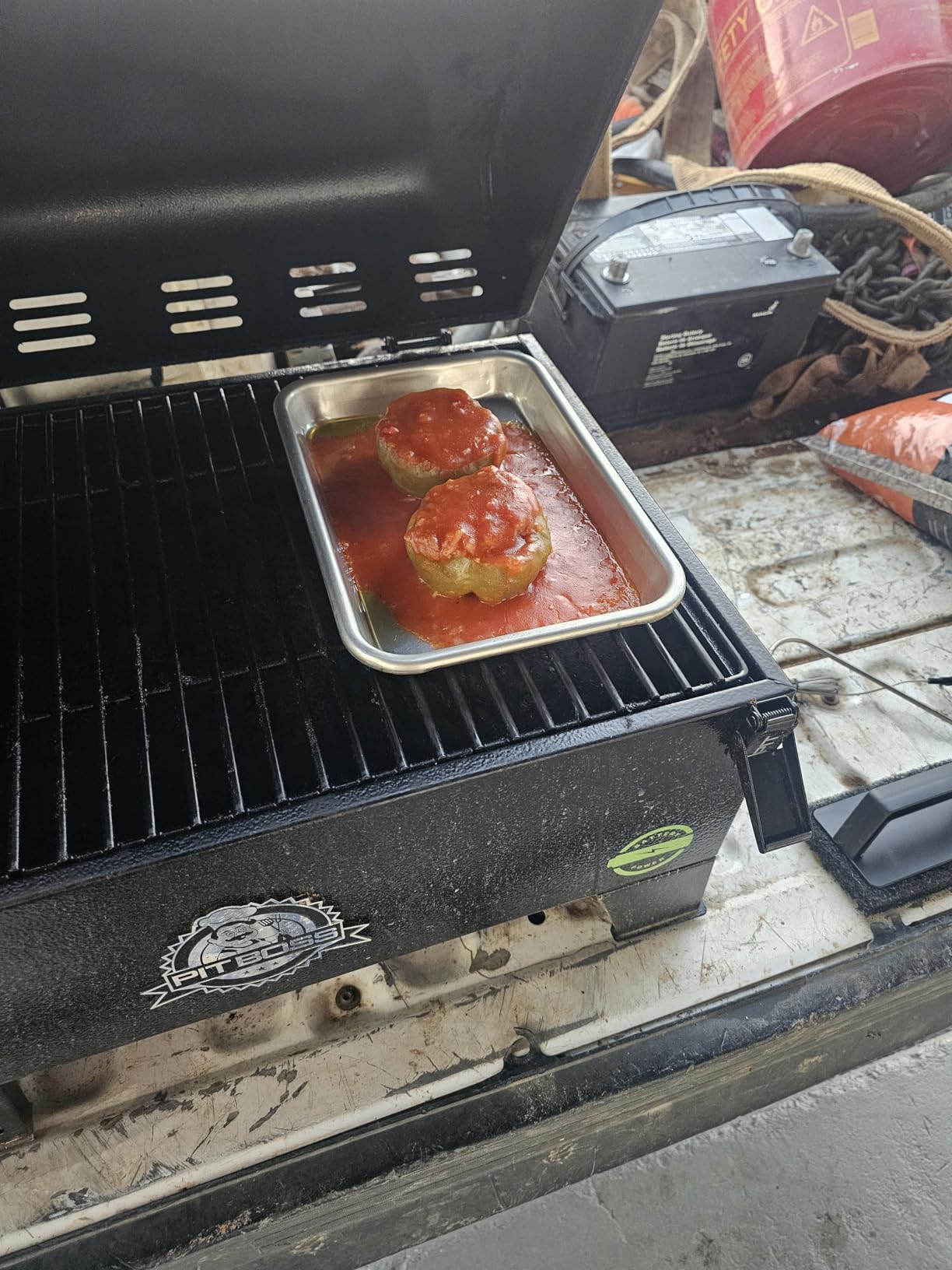 Pit Boss 150 Battery Powered Wood Pellet Grill & Smoker with Flame Broiler 256-Sq. In. Cooking Space, 180°F to 500°F Temperature Range, 7 lb. Pellet Hopper, for Tailgating, Camping, or Travel, Black customer photo 2