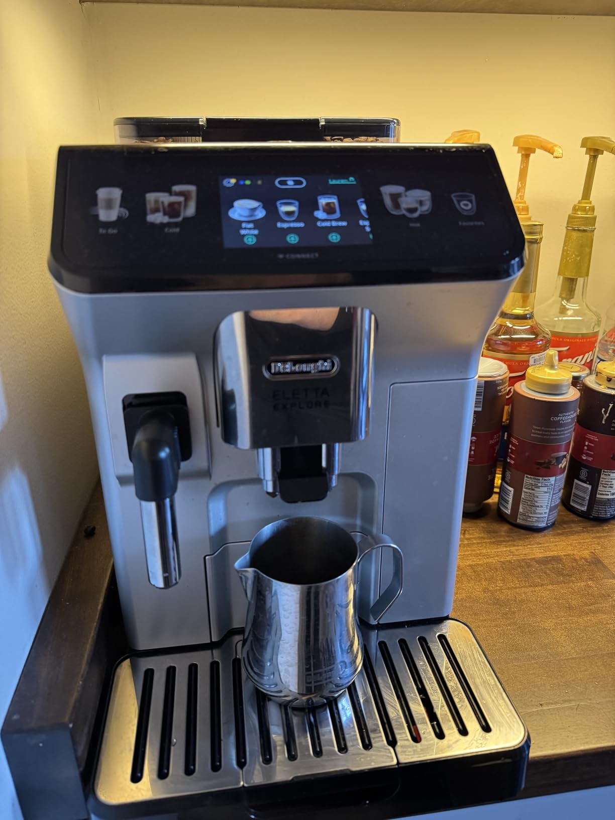 De'Longhi Eletta Explore Espresso Machine with Cold Brew, Hot & Cold Milk Frother - 50+ Recipes, Built-in Grinder, Smartphone Compatible with Bean Adapt Technology customer photo 1