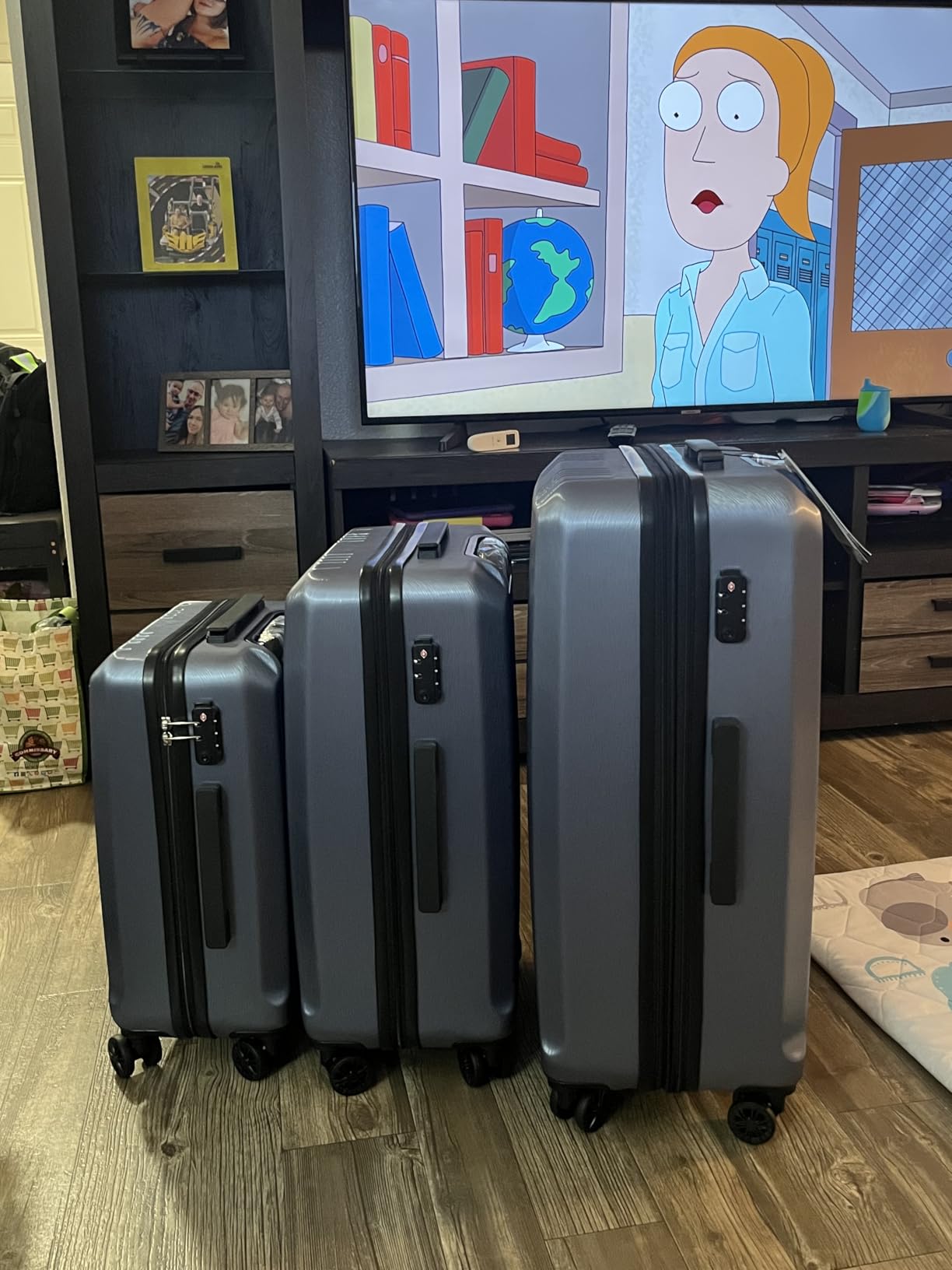 Coolife Luggage 3 Piece Set PC+ABS Hardshell Suitcases with TSA Lock, Spinner Lightweight (ice blue, 3 piece set) customer photo 2